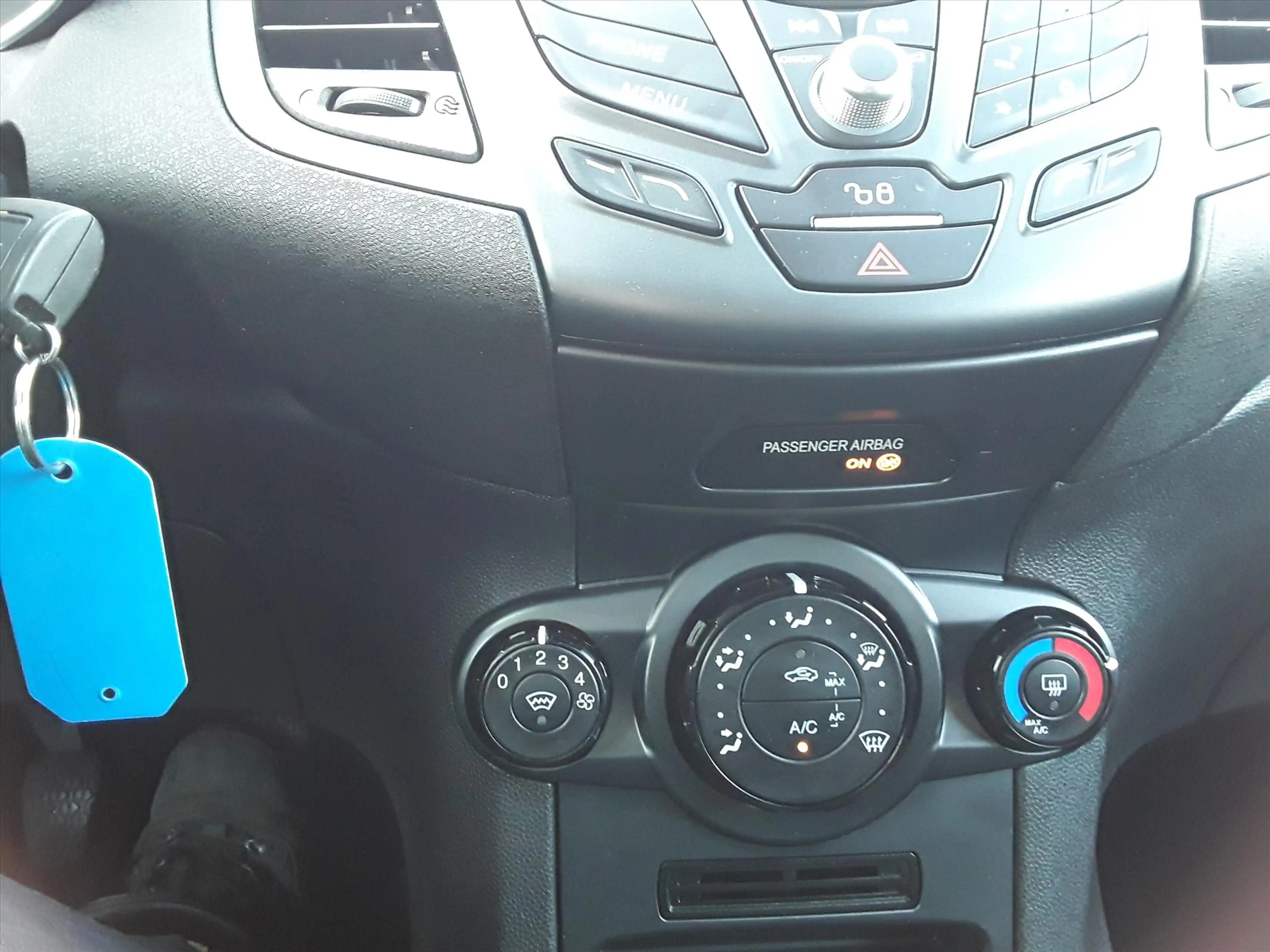 Ford Fiesta 1.0 80PK 5D S/S Titanium — photo 24