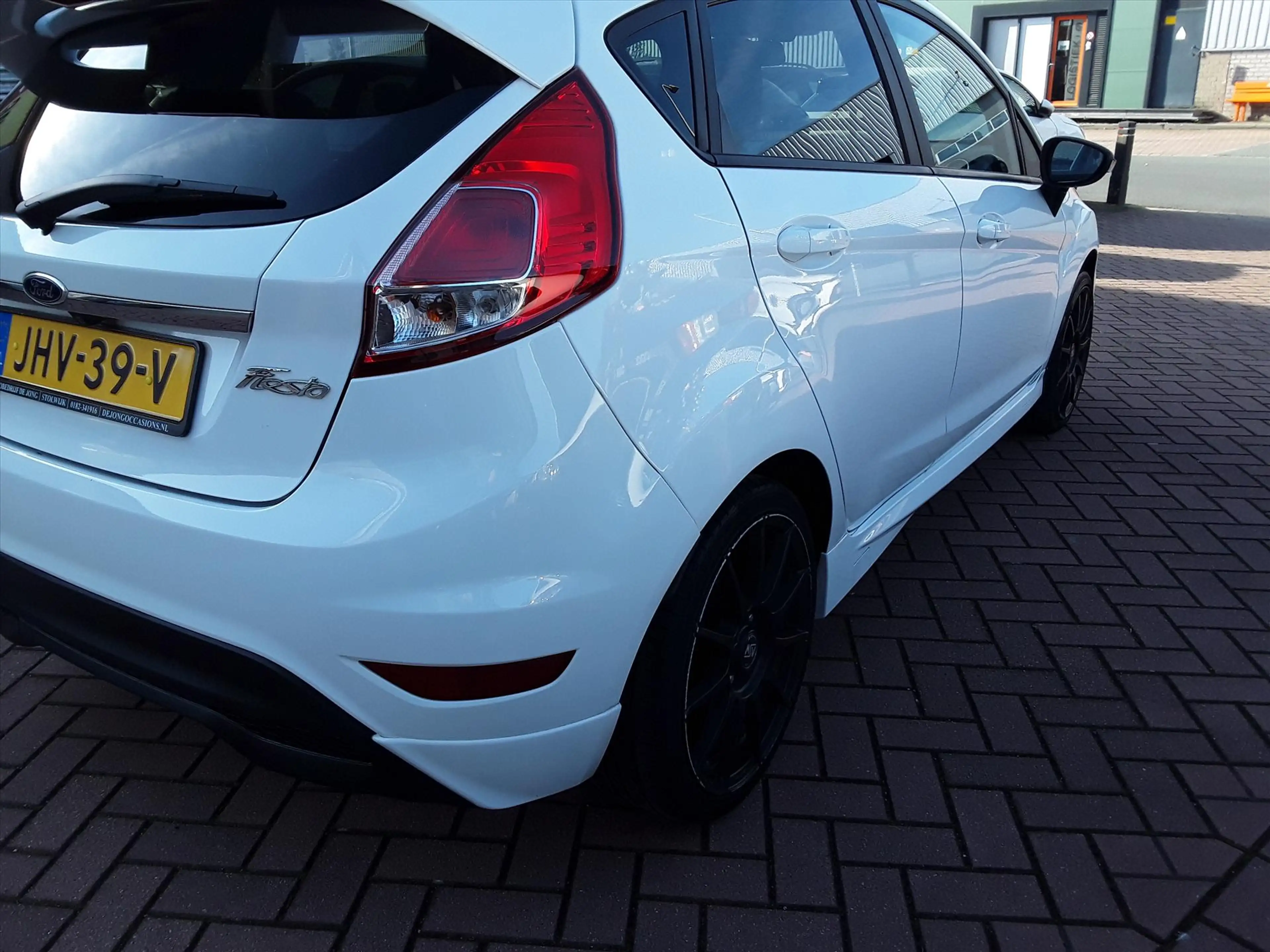 Ford Fiesta 1.0 80PK 5D S/S Titanium — photo 7