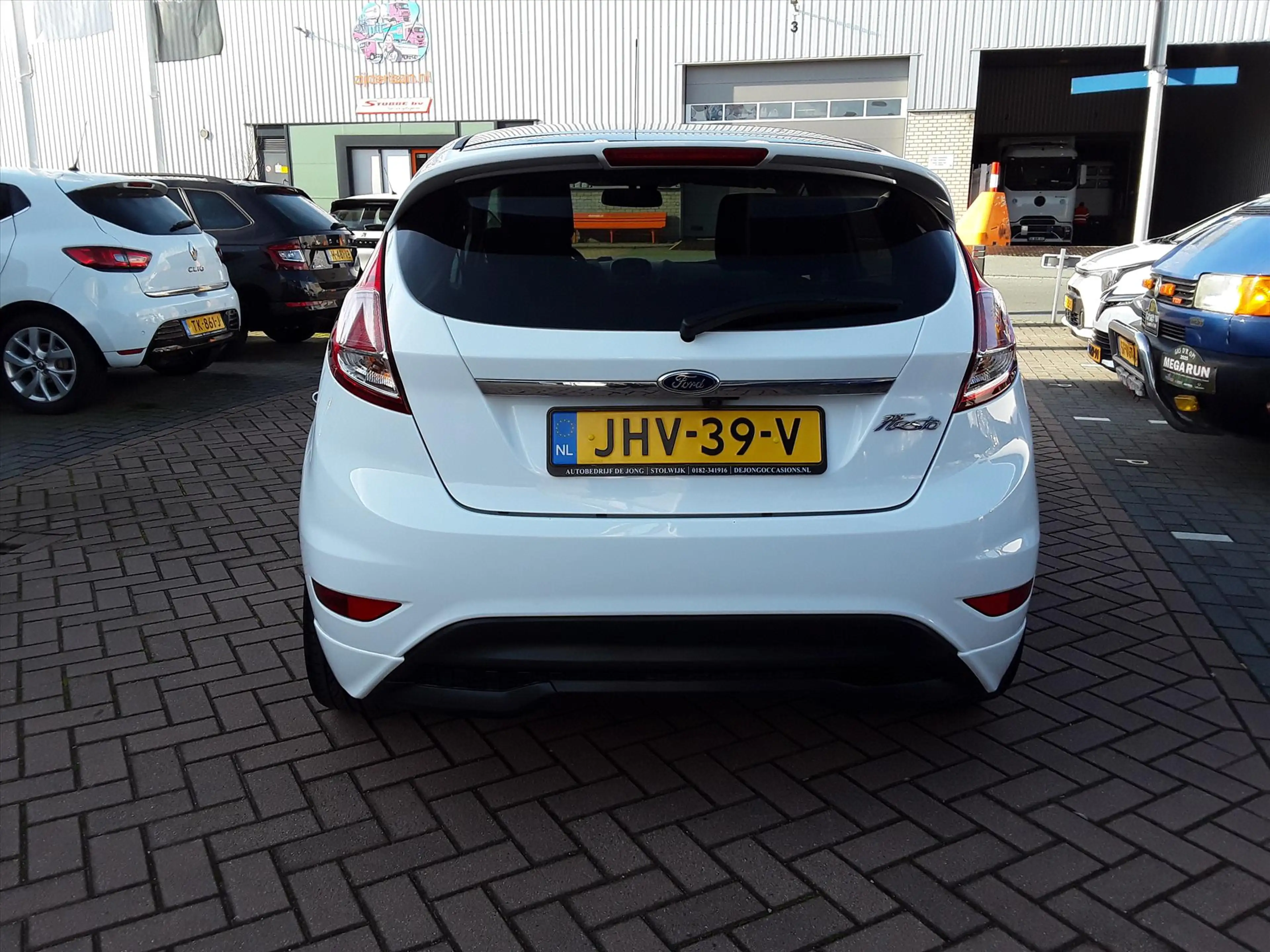 Ford Fiesta 1.0 80PK 5D S/S Titanium — photo 6