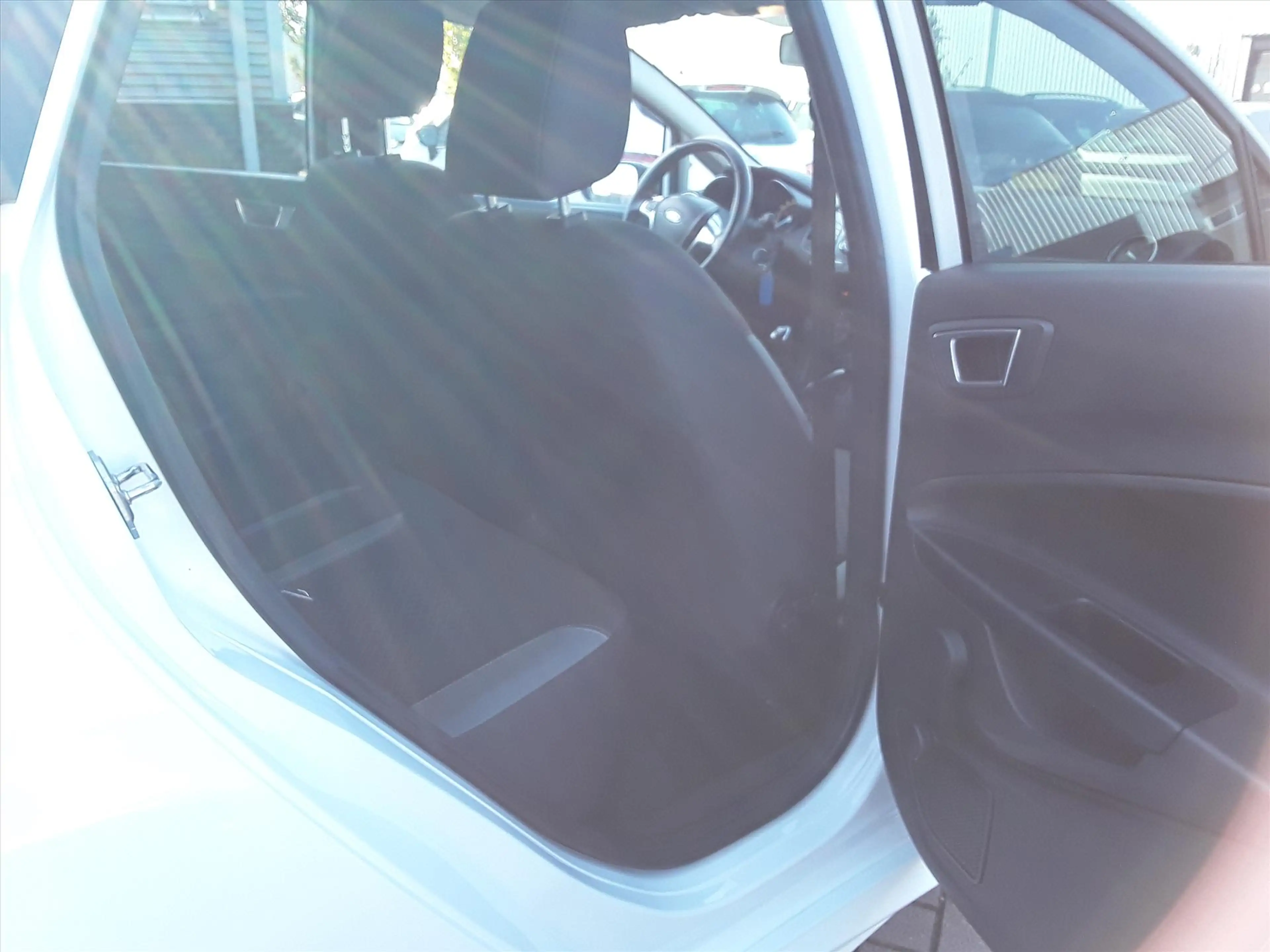 Ford Fiesta 1.0 80PK 5D S/S Titanium — photo 13