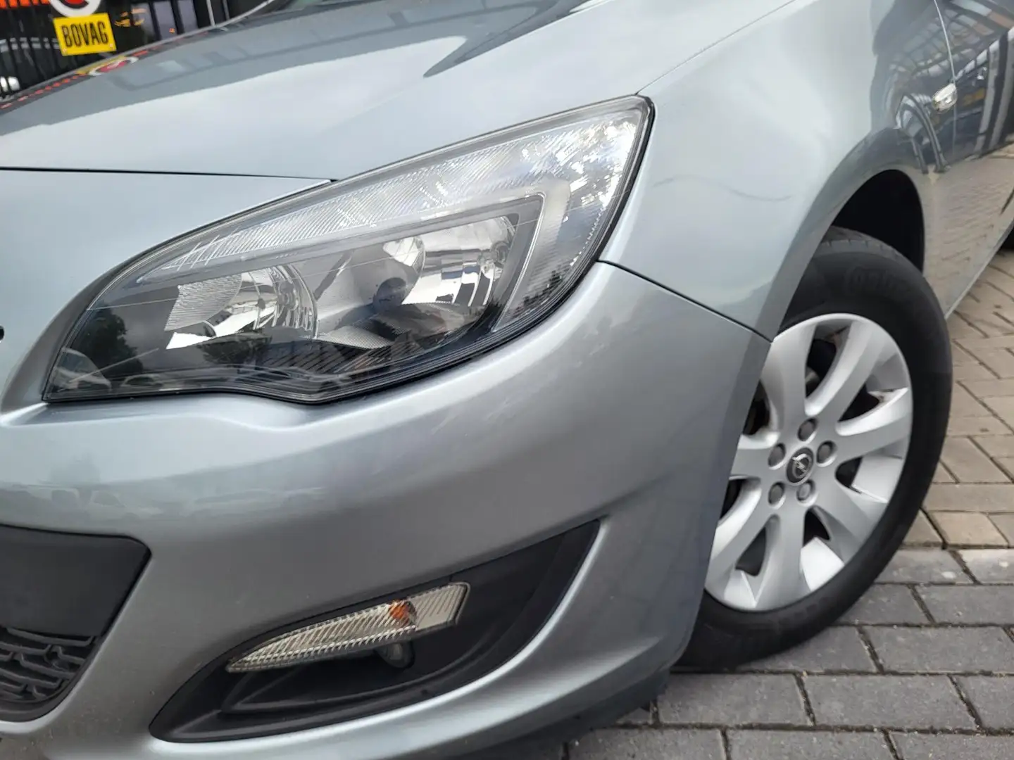 Opel Astra Sports Tourer 1.4 Turbo Blitz | Met o.a. cruise co Gris - 2