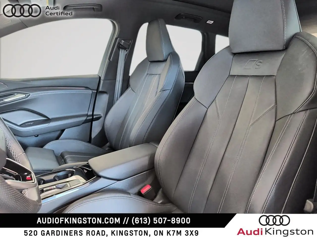 Audi Q6 e-tron photo Audi Q6 e-tron