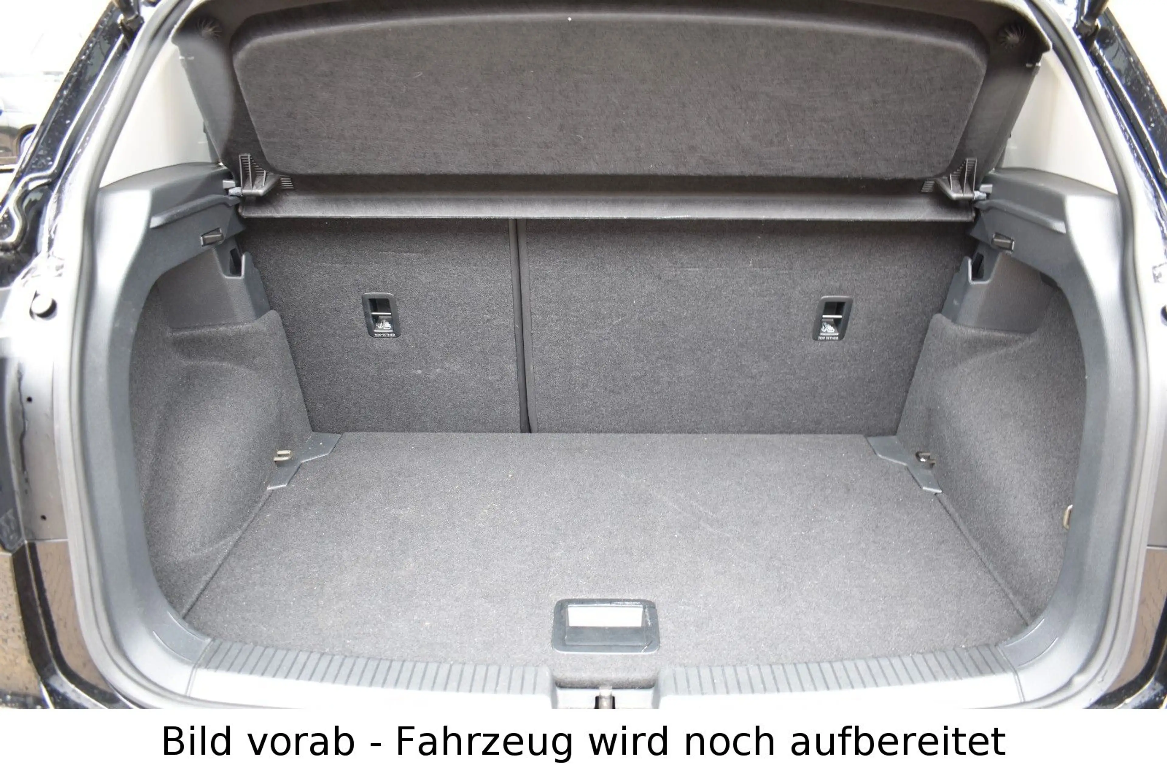 Volkswagen T-Cross 1.5 TSI DSG Style R-Line Navi IQ Drive — photo 13