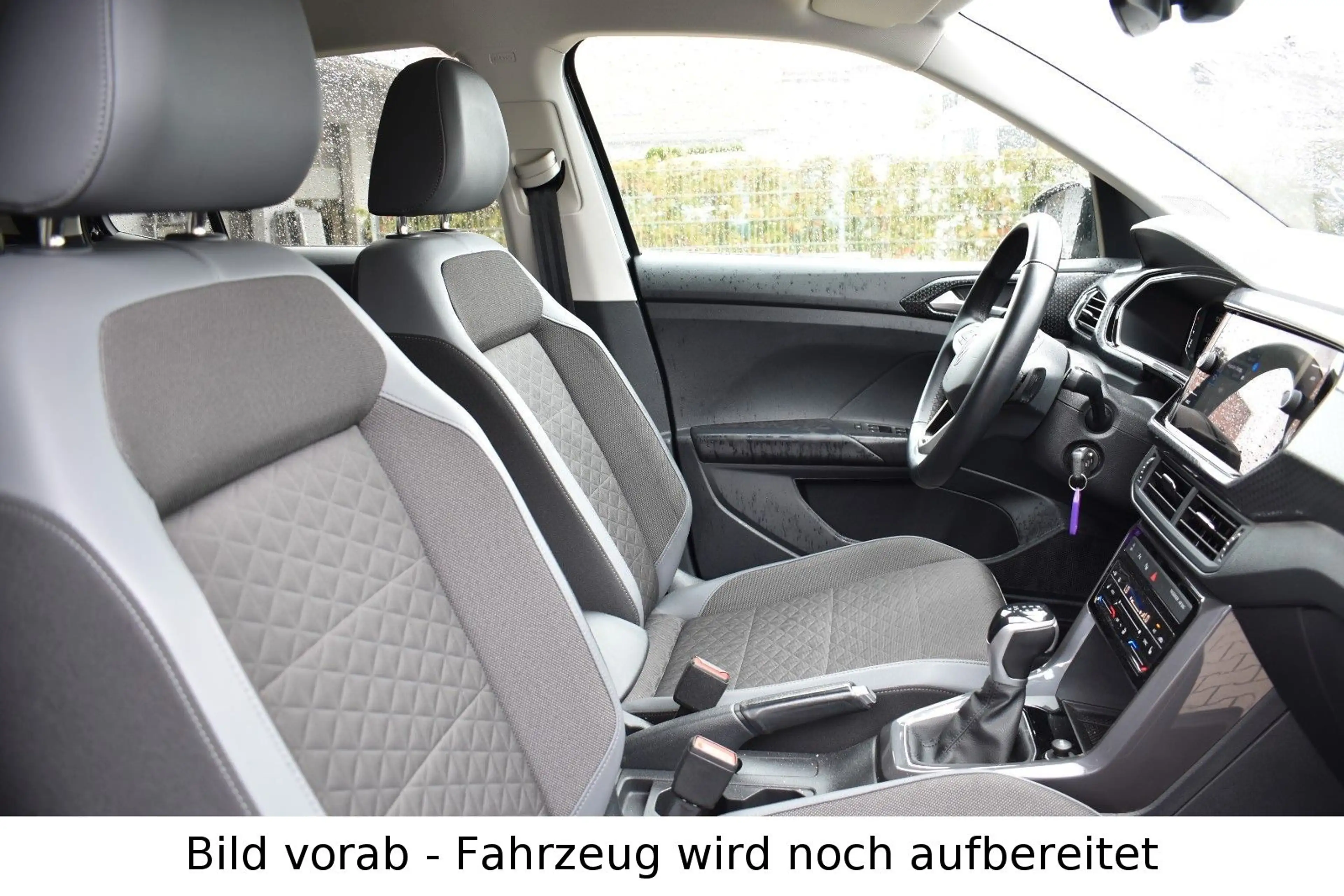 Volkswagen T-Cross 1.5 TSI DSG Style R-Line Navi IQ Drive — photo 11