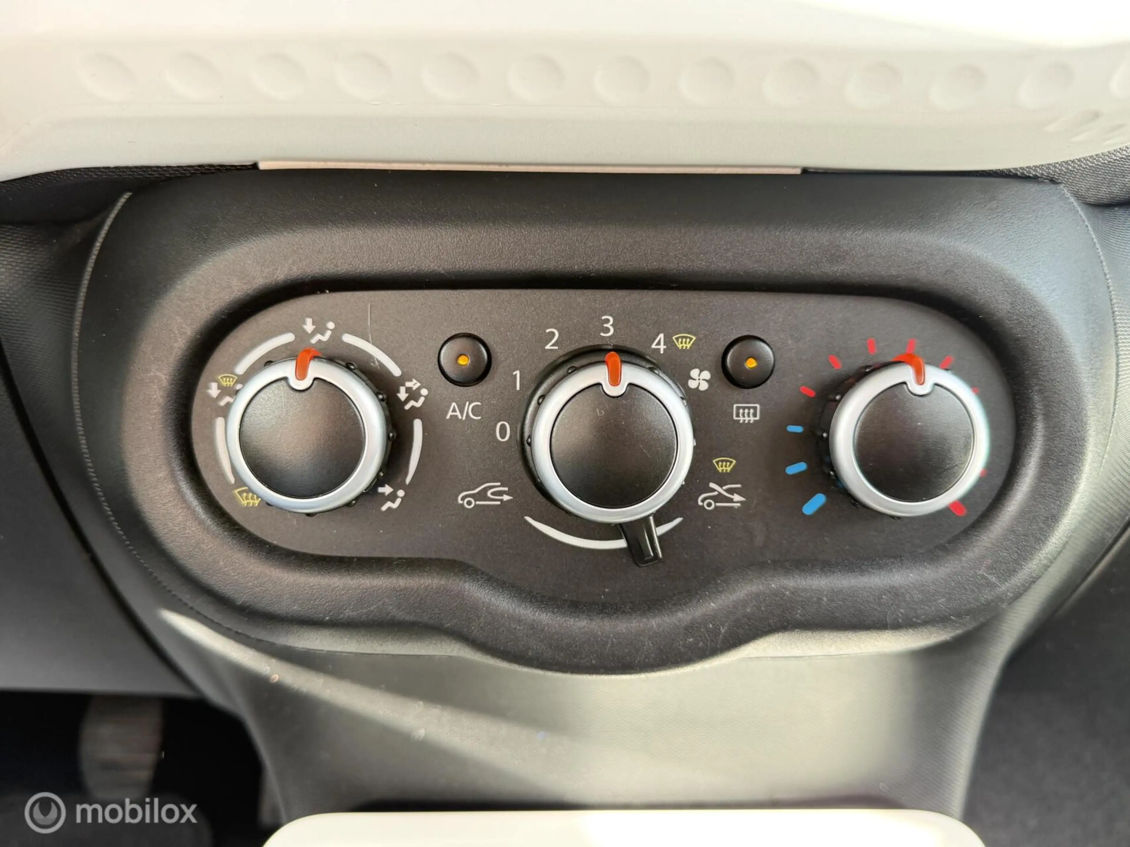 Renault Twingo 1.0 SCe Dynamique PARKEERHULP CRUISE AIRCO — photo 17