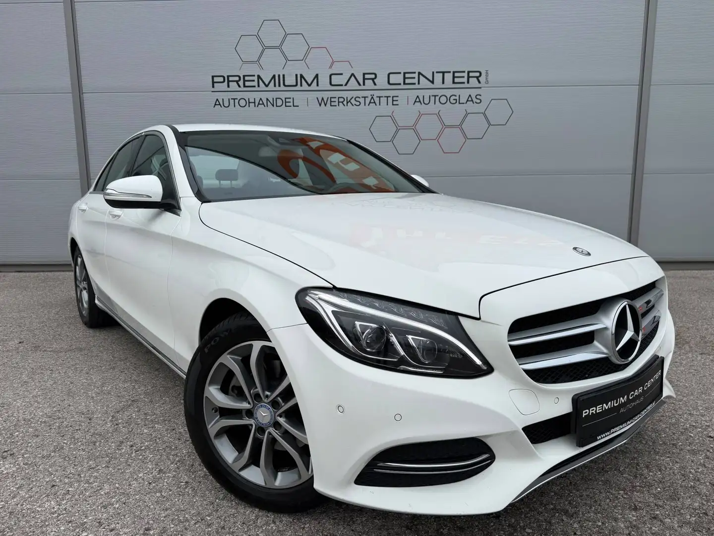 Mercedes-Benz C 220 C 220d BlueTec Avantgarde Aut.  LED / LEDER / NAVI / SITZHZG. / KAMERA Weiß - 1