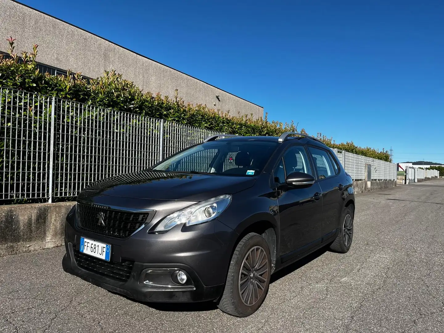 Peugeot 2008 2016 BlueHDi 75 Active ok per neopatentati Grigio - 2