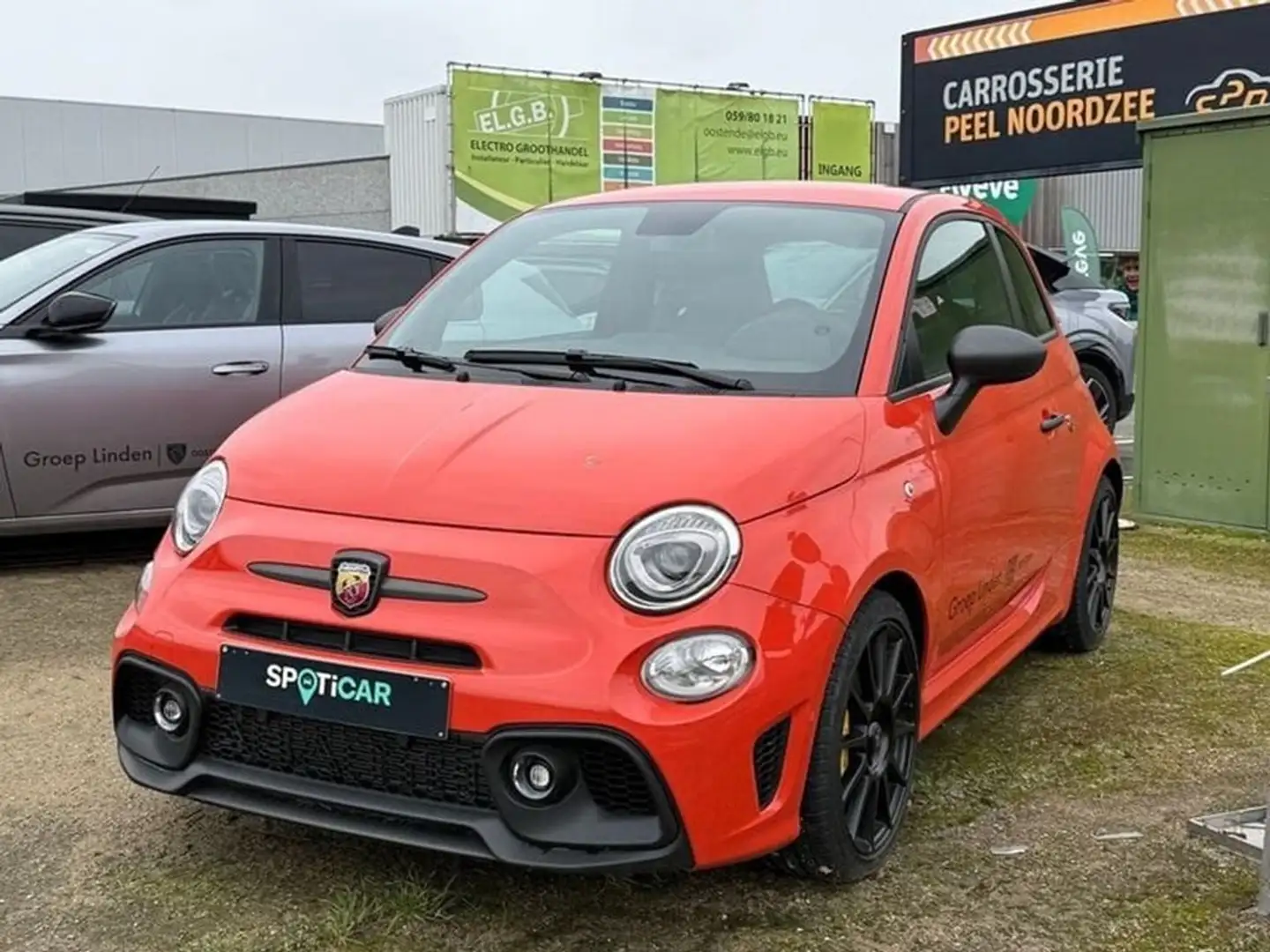 Fiat 500 Abarth *GPS*AC*VELGEN* 1.4 Benz 180PK Oranje - 1