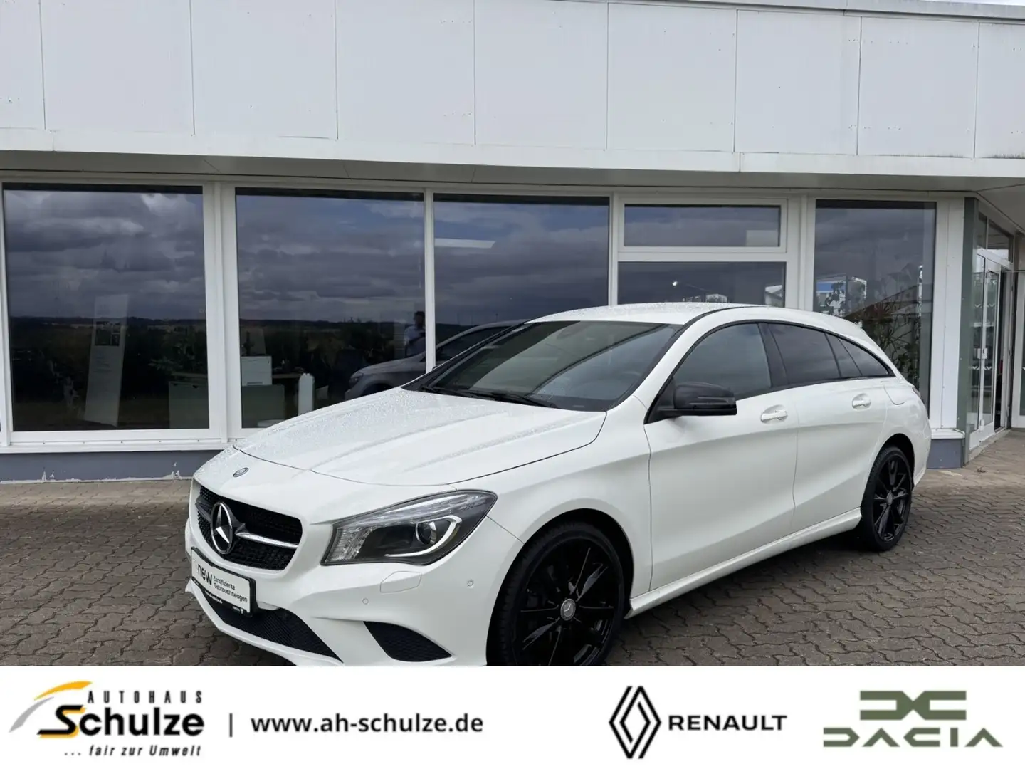 Mercedes-Benz CLA -Klasse Shooting Brake CLA200 Weiß - 1