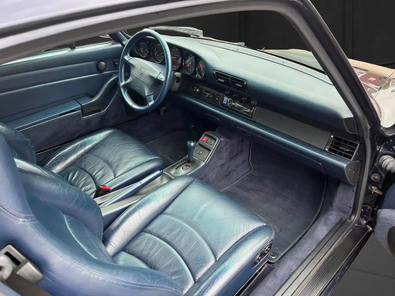 Porsche 993 CARRERA 2 - 272cv - NOTEE 2+ - EXPERTISEE - CARNET PORSCHE, foto 11