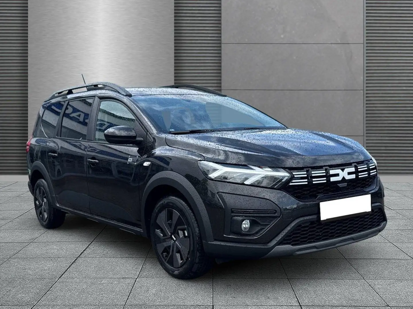 Dacia Jogger Expression 7-S SHZ+LED+NAVI TCe 110 81 kW (110 ... Schwarz - 1
