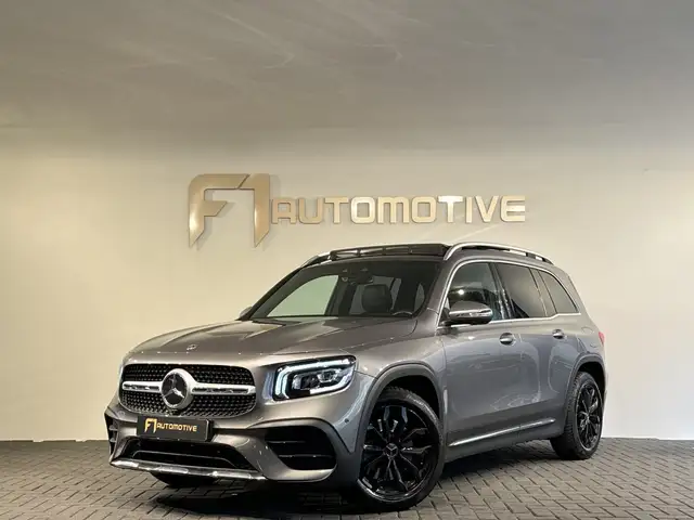 Mercedes-Benz GLB 250 AMG 4MATIC Pano|Sfeer|Trekhaak|360 Camera