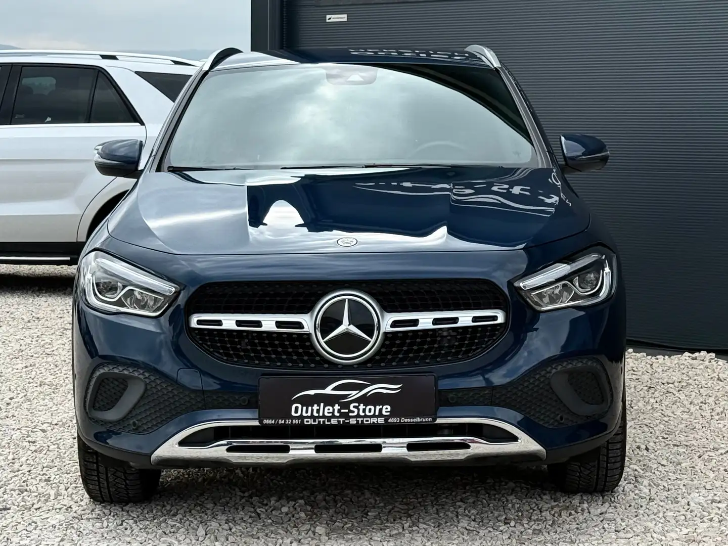 Mercedes-Benz GLA 220 d 4Matic*Leder*Navi*Burmester*RFK*MwSt.*Neuwertig* Blau - 2