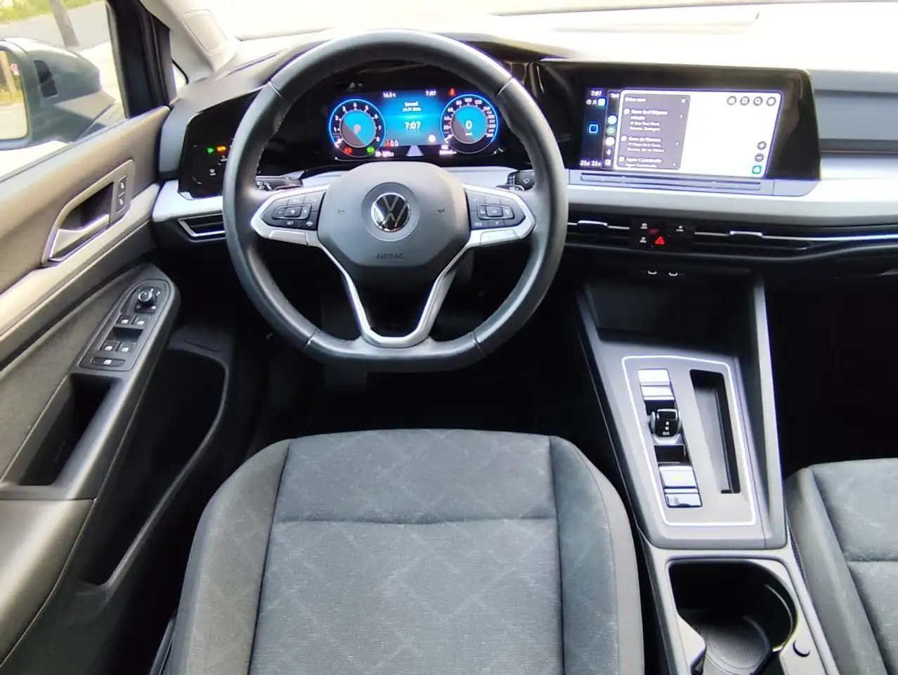 Volkswagen Golf Standard Model — photo 43