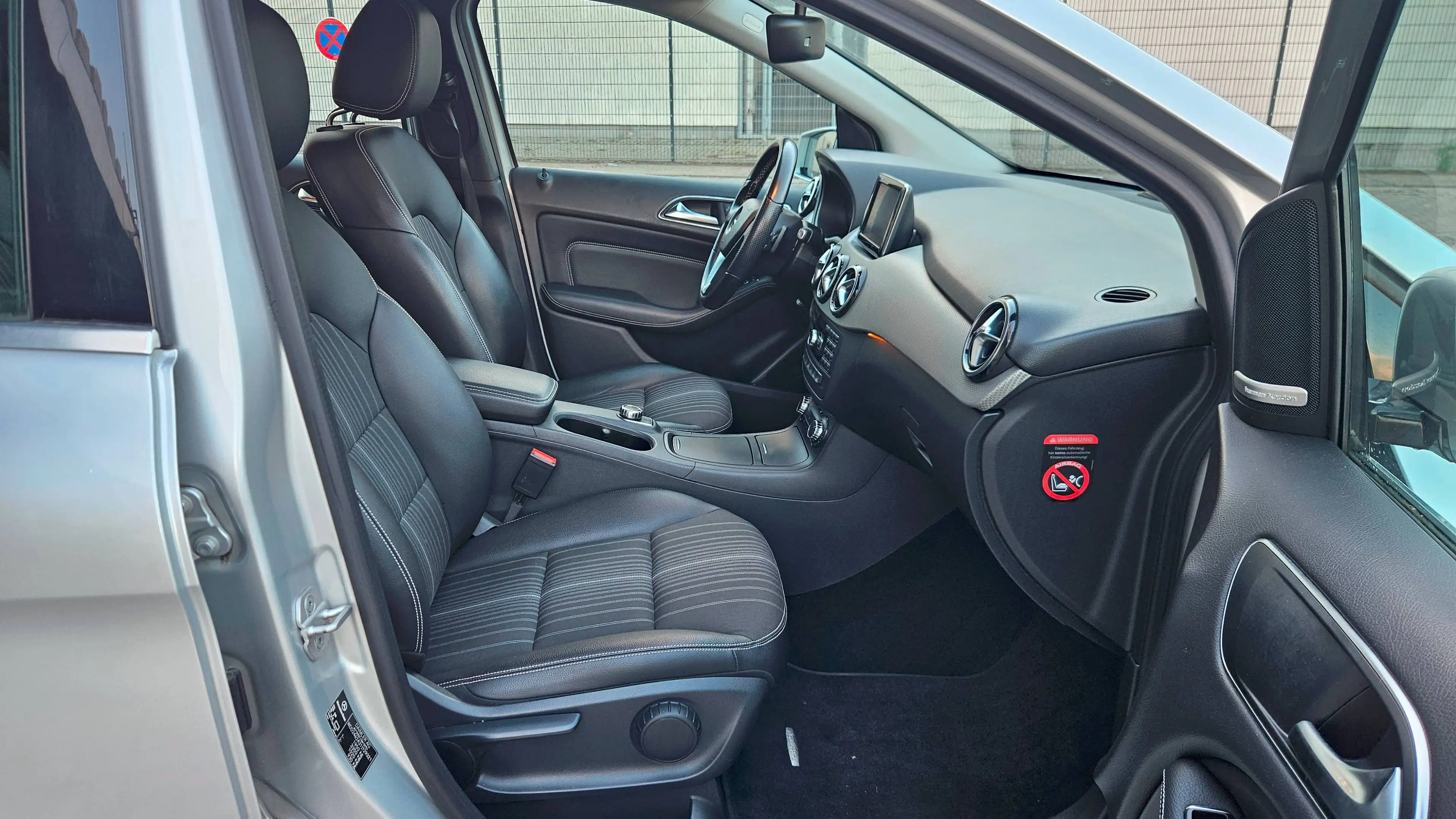 Mercedes-Benz B 200 Automatik 7-Gang DCT — photo 15