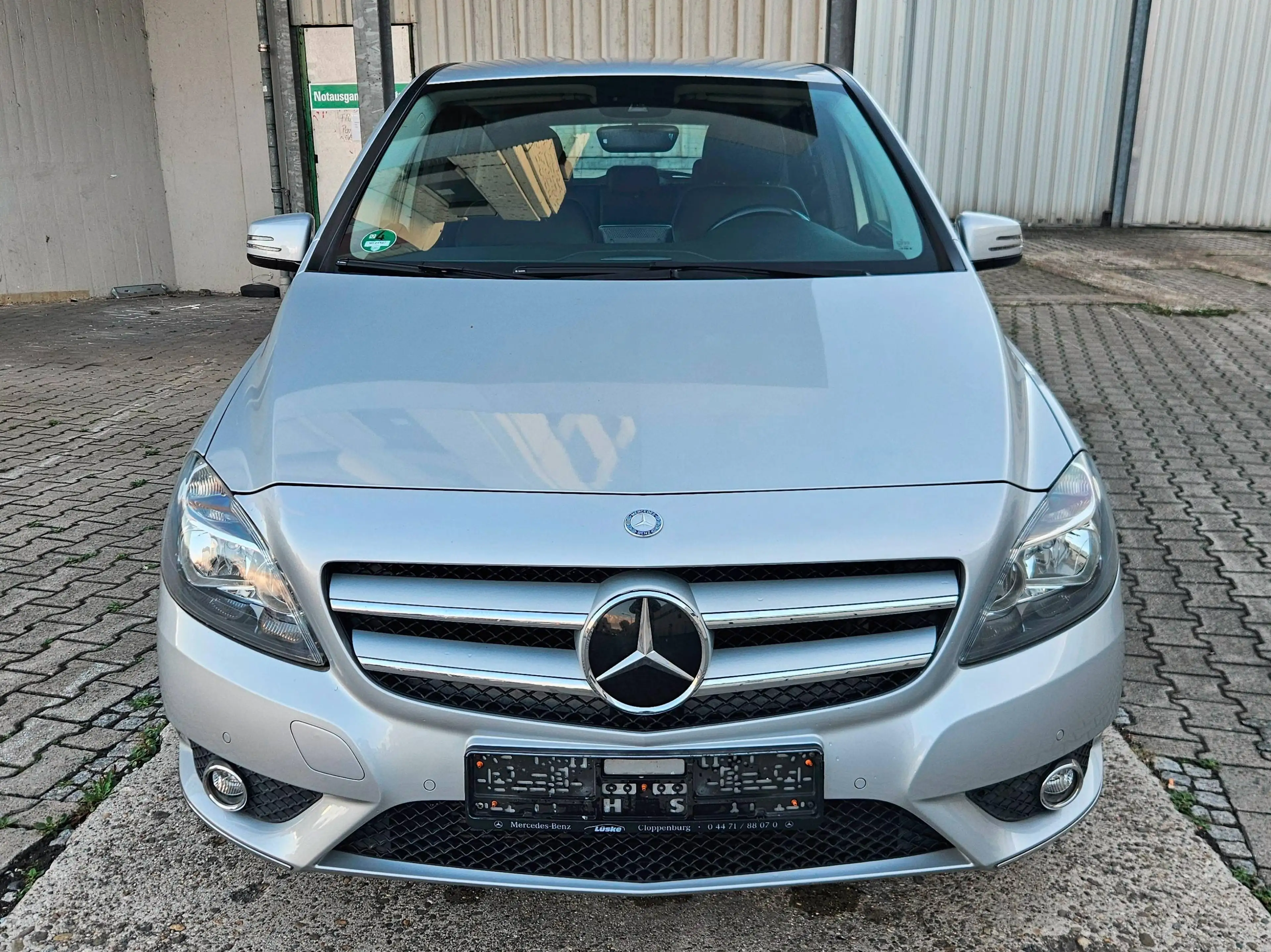Mercedes-Benz B 200 Automatik 7-Gang DCT — photo 2
