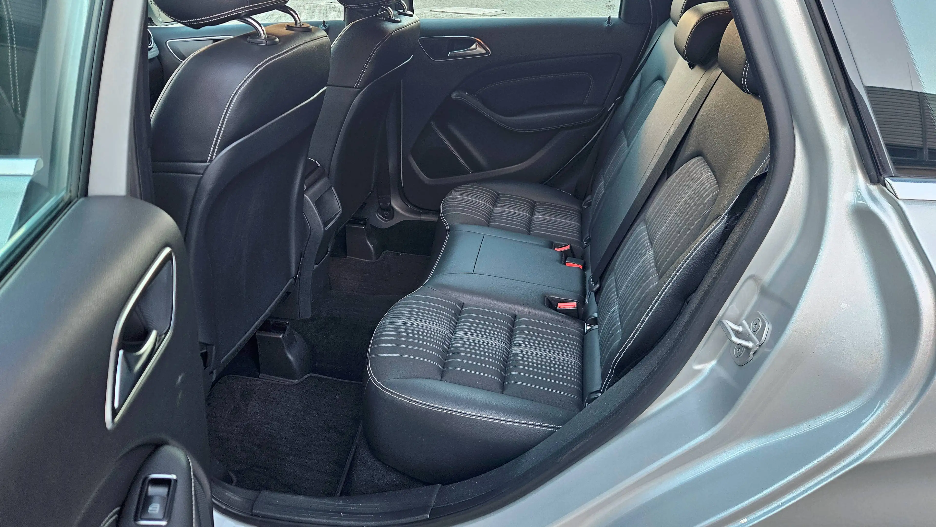 Mercedes-Benz B 200 Automatik 7-Gang DCT — photo 11