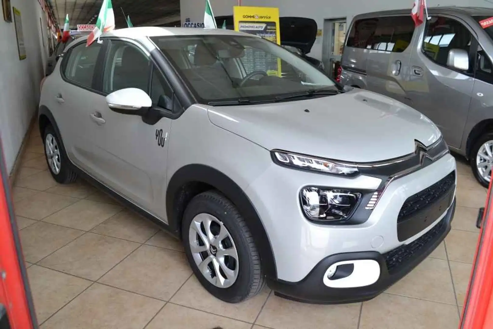 Citroen C3 PureTech 83 S&S You Beige - 2