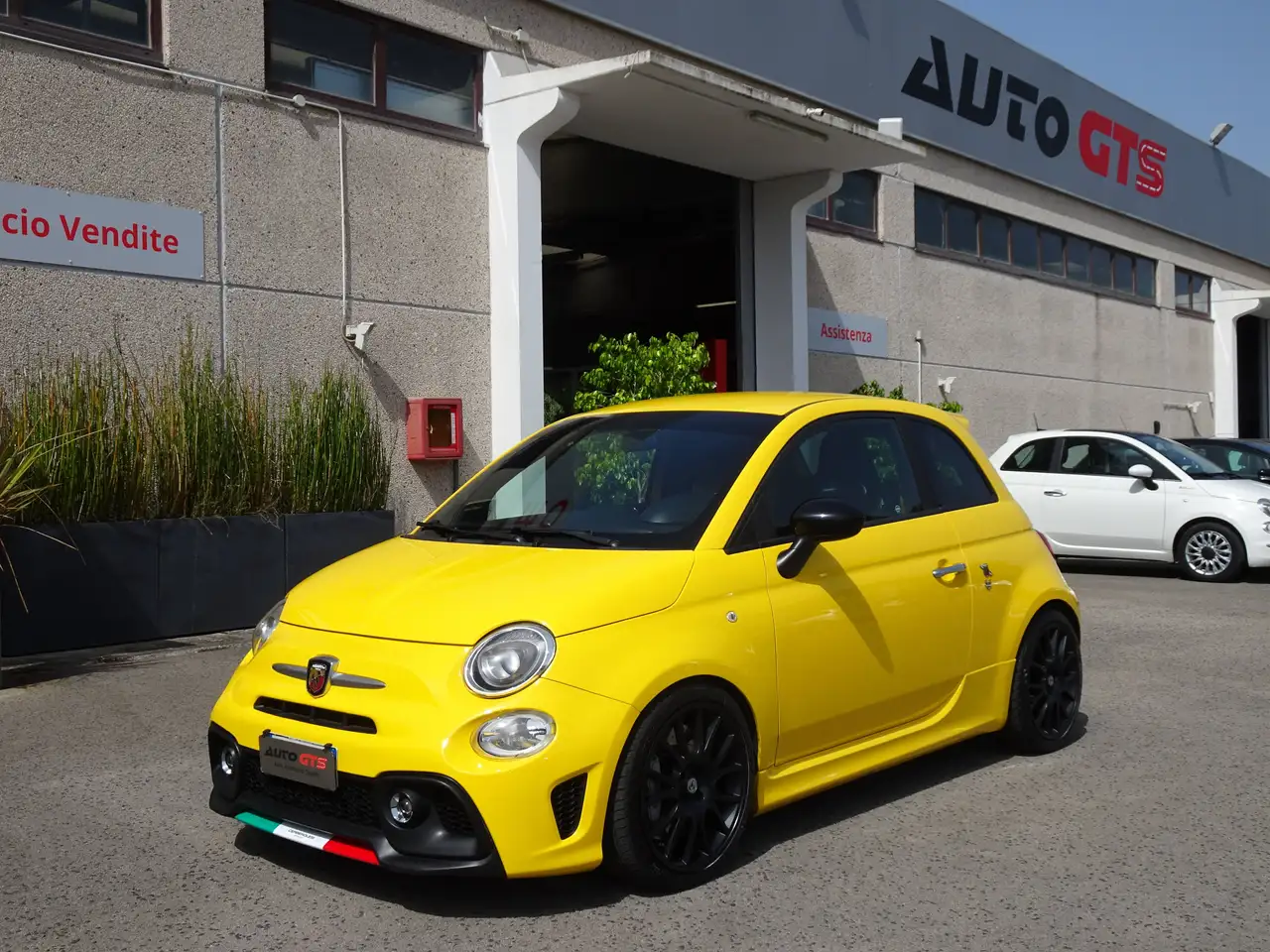 Abarth 595 2021