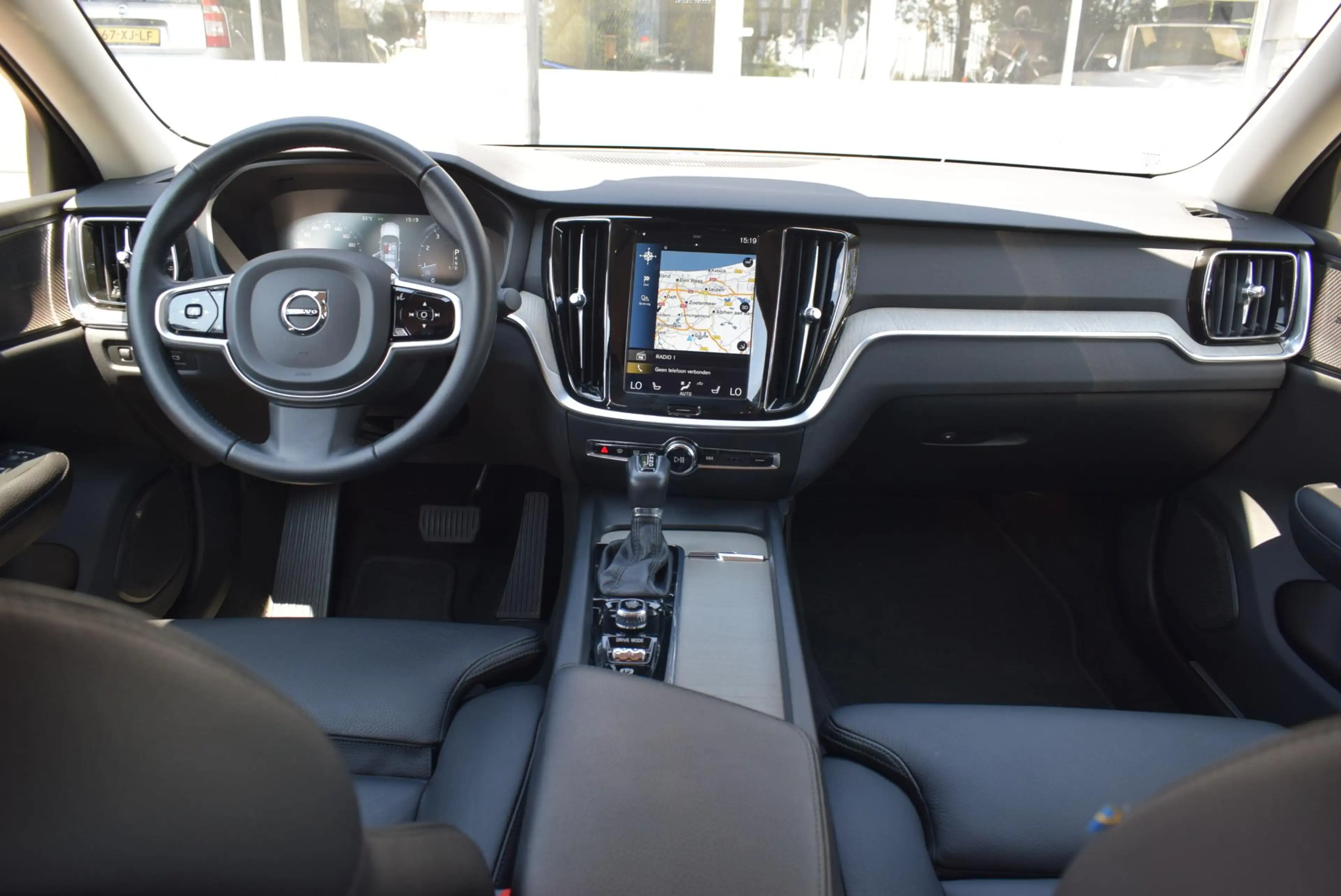 Volvo S60 2.0 T4 R-Design Navi camera Leder Km 32.500!! — photo 8