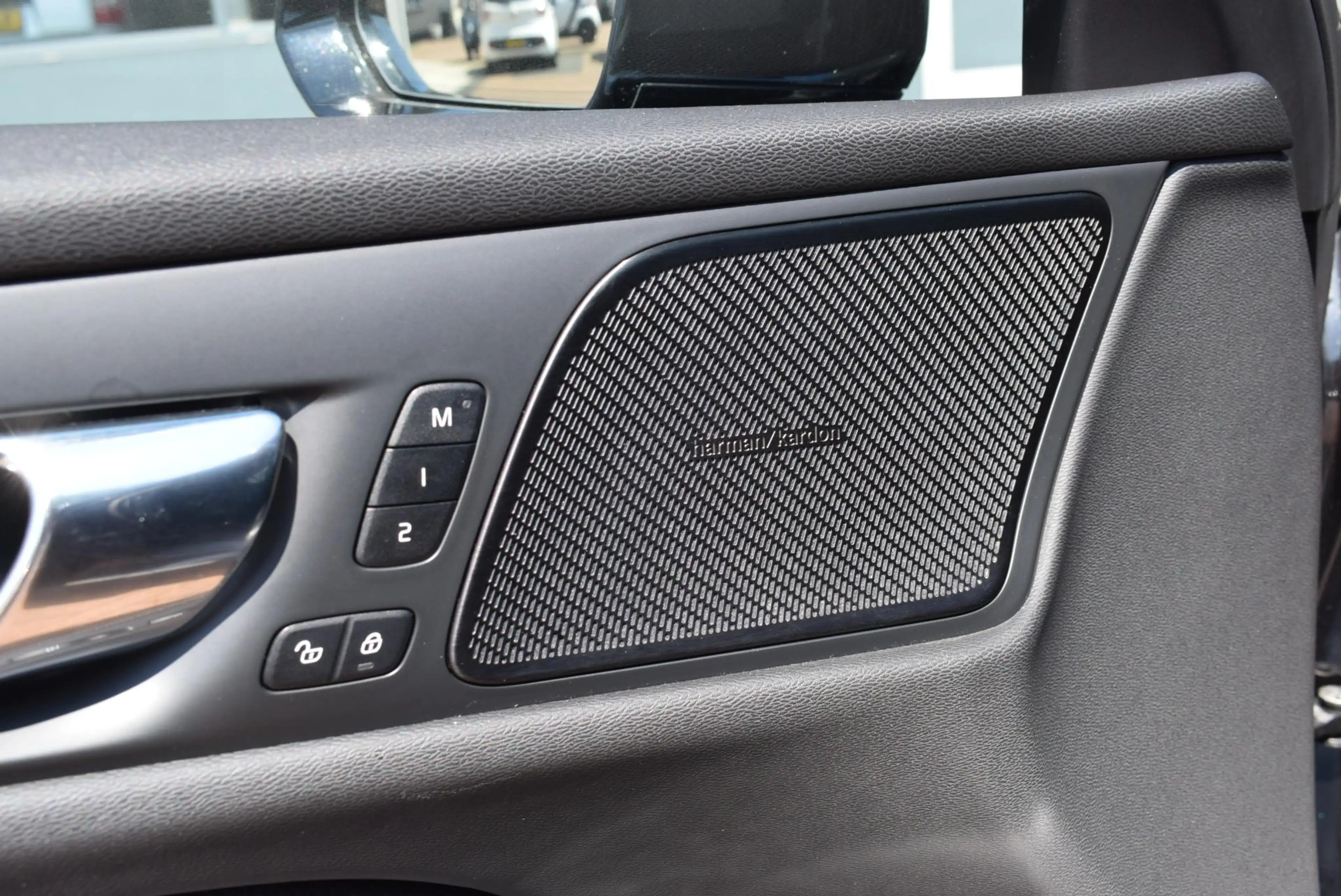 Volvo S60 2.0 T4 R-Design Navi camera Leder Km 32.500!! — photo 10