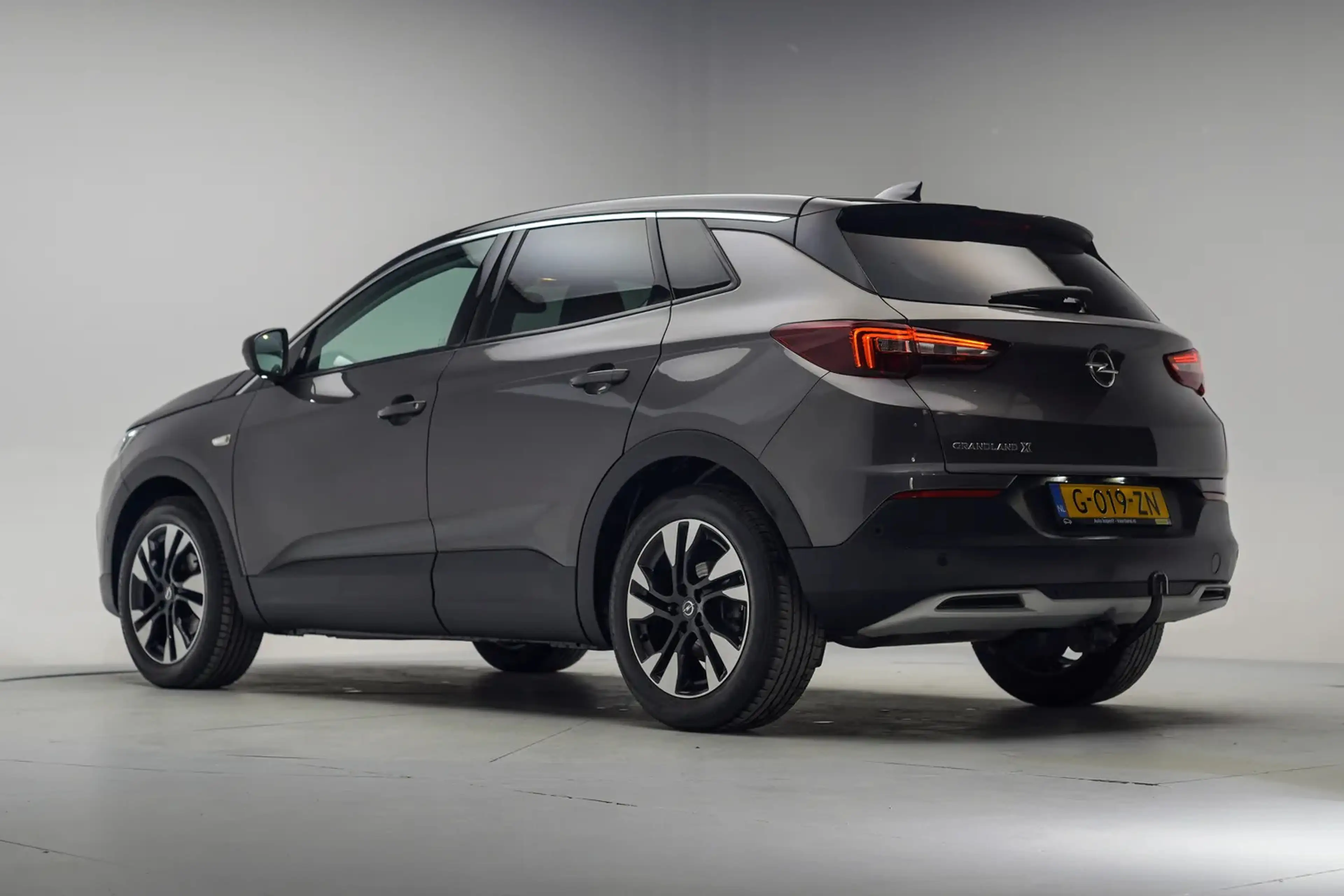 Opel Grandland X 1.2 T Business Executive Aut. [ Full led Leder Tre — photo 3