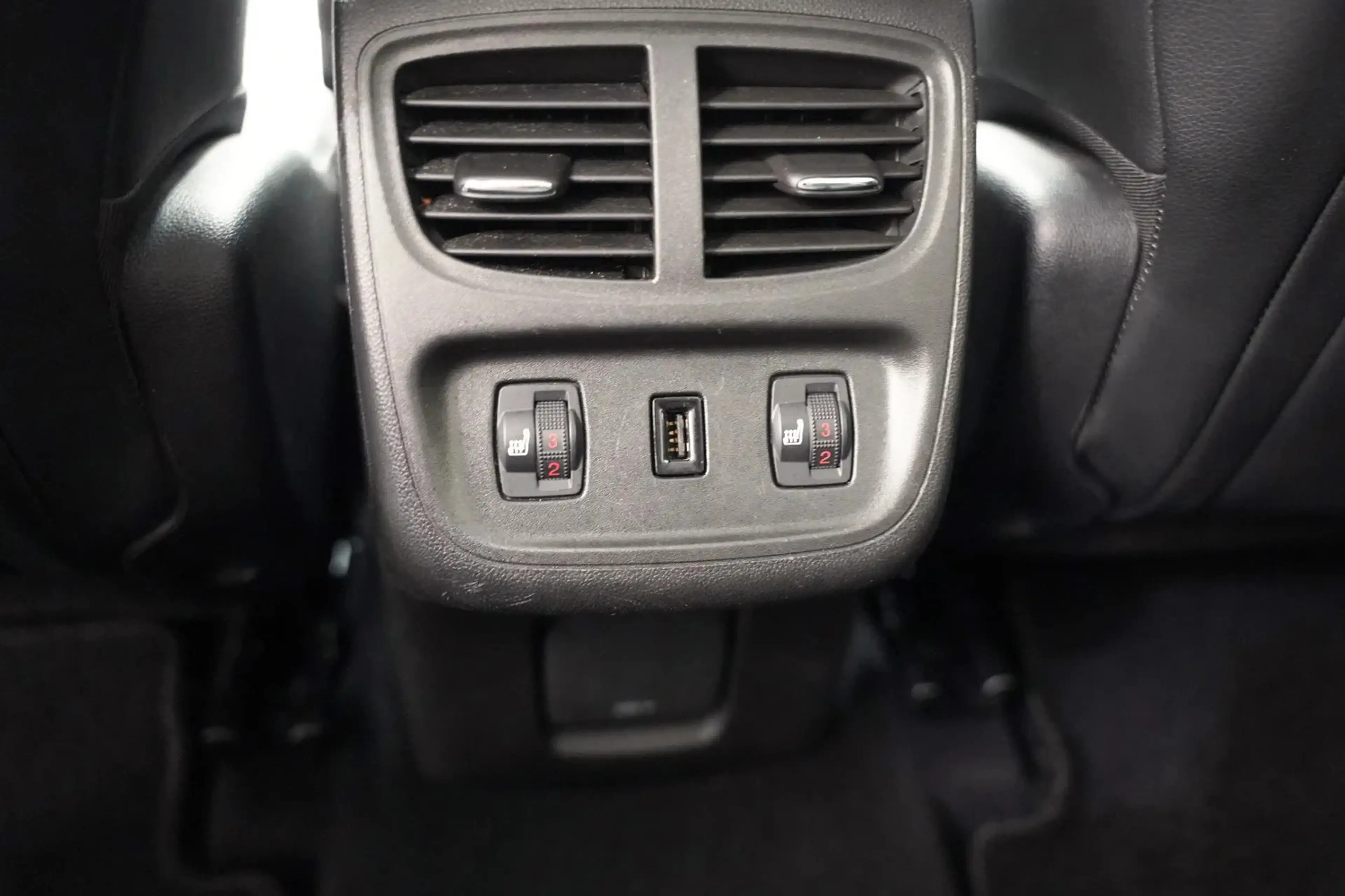 Opel Grandland X 1.2 T Business Executive Aut. [ Full led Leder Tre — photo 7