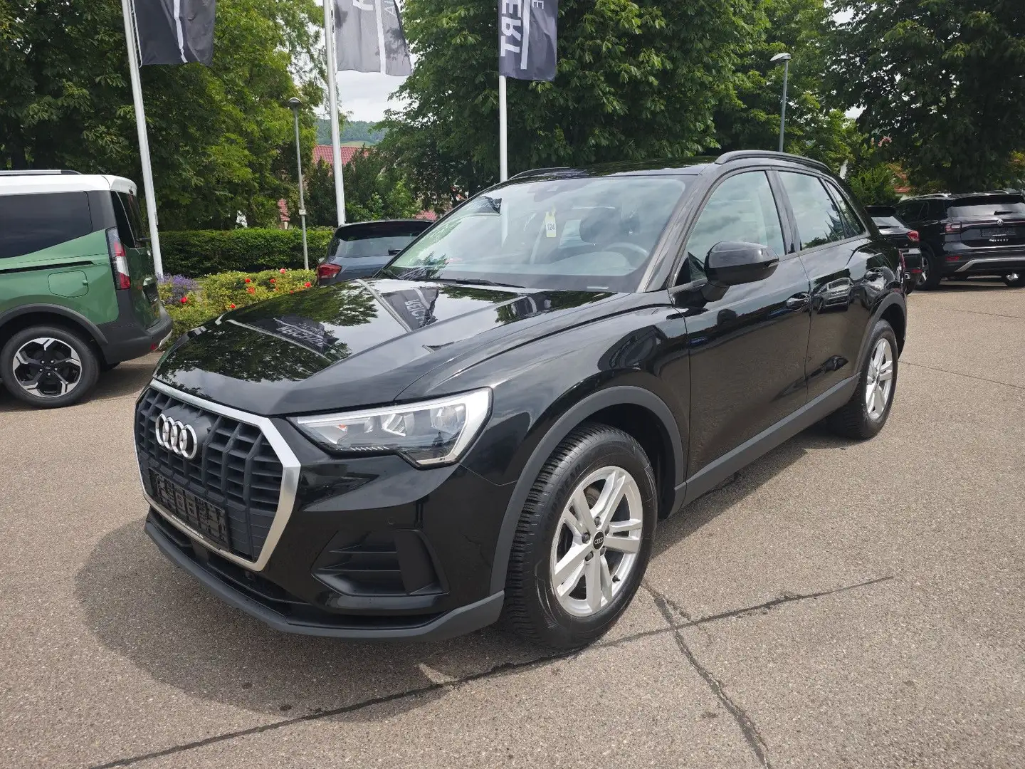 Audi Q3 35 TFSI 150PS DSG #APP #SIDE #SHZ. Noir - 2