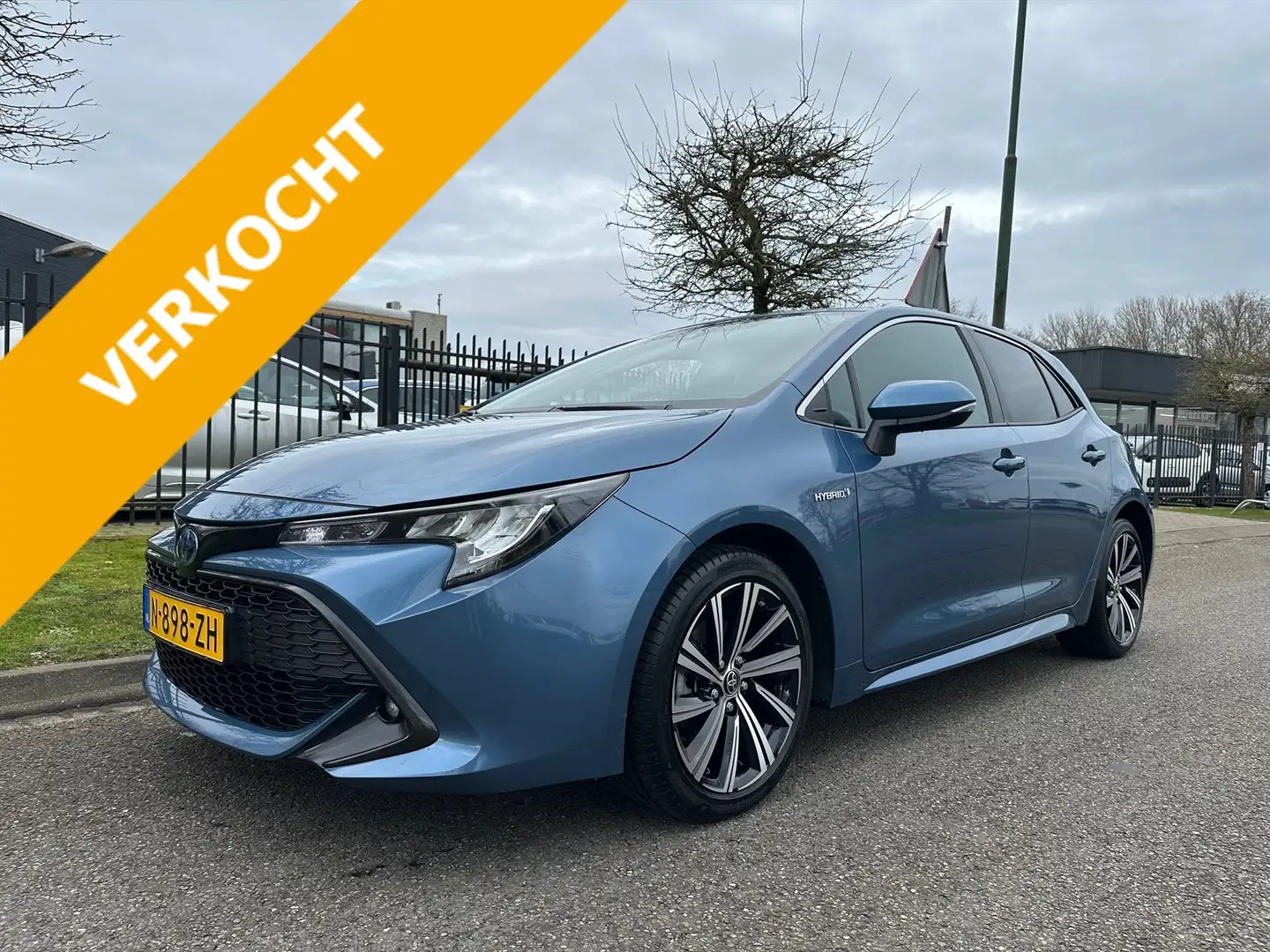 Toyota Corolla 1.8 Hybrid 122pk CVT Business Plus Nieuwstaat Blauw - 1