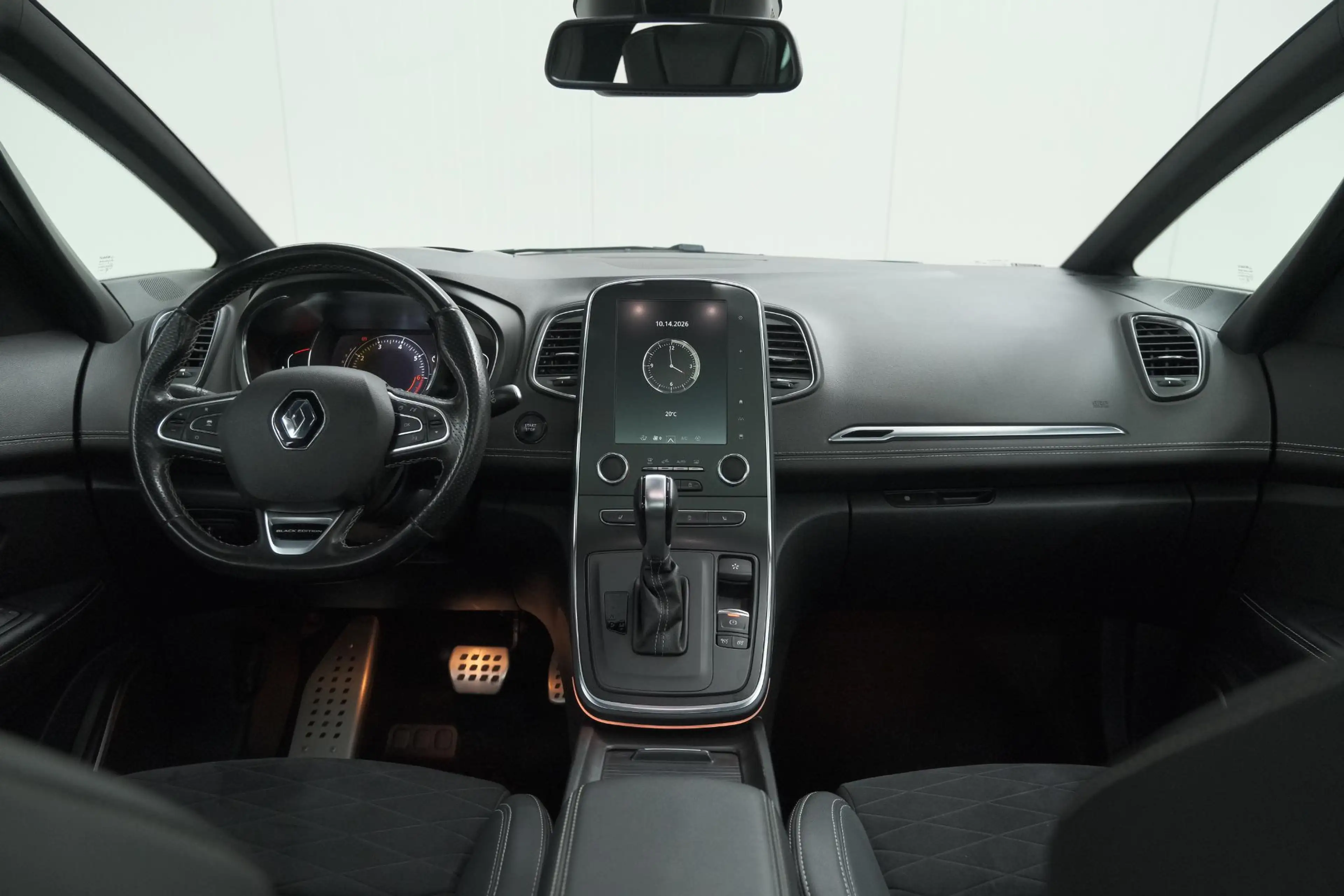 Renault Scenic TCe 140 EDC Black Edition | Trekhaak | Panoramadak — photo 2