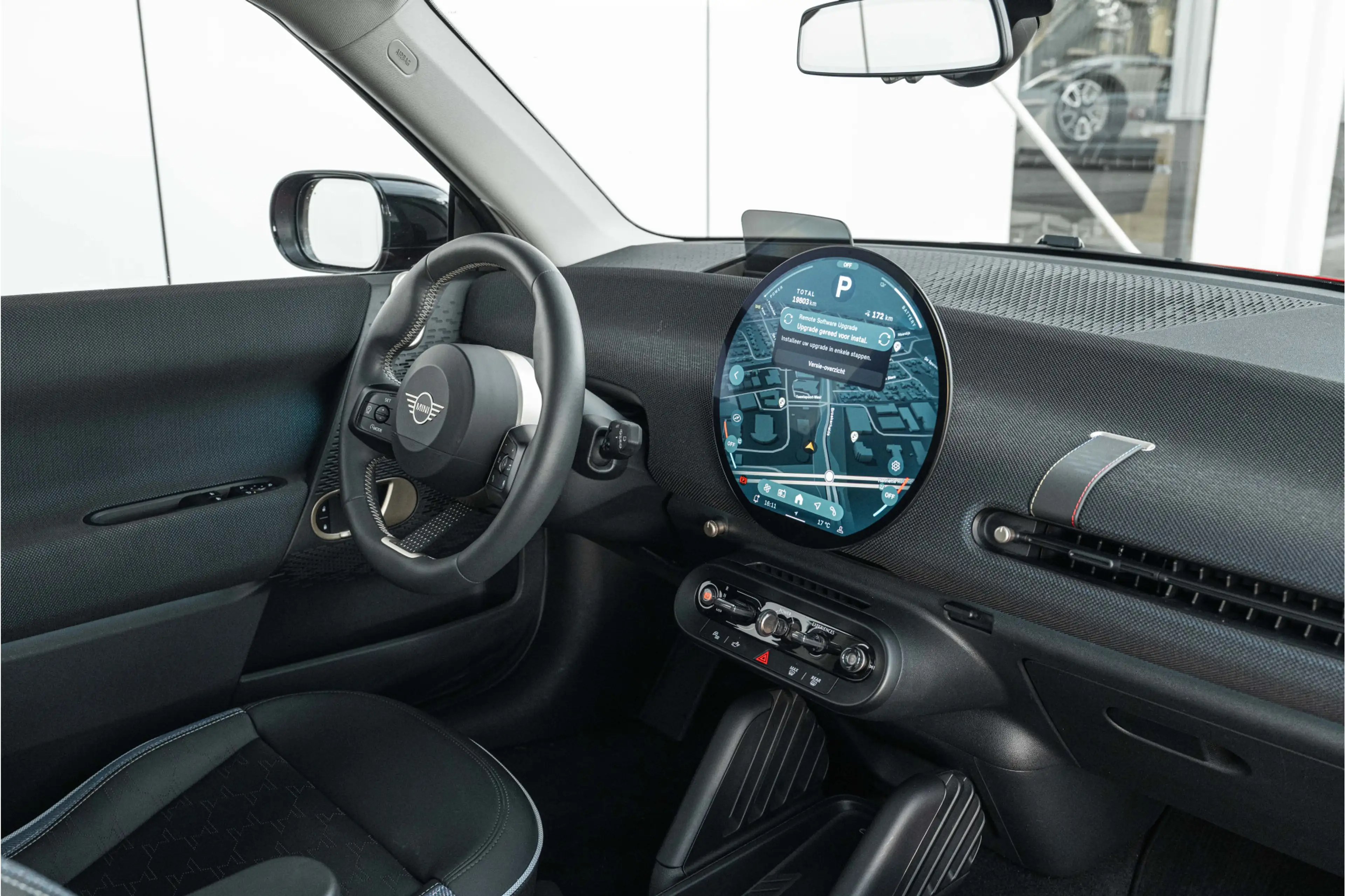 MINI Cooper E Hatchback / Classic / Pakket L / 17 inch Parallel — photo 14