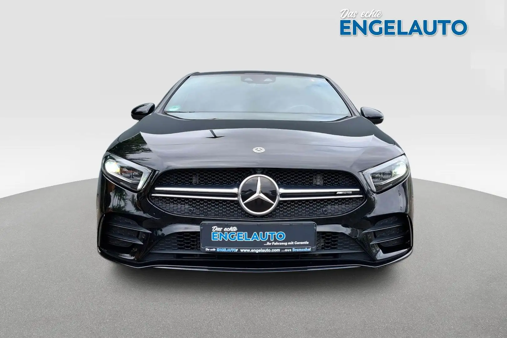 Mercedes-Benz A 35 AMG 4Matic Night Paket LED Panorama Schwarz - 2