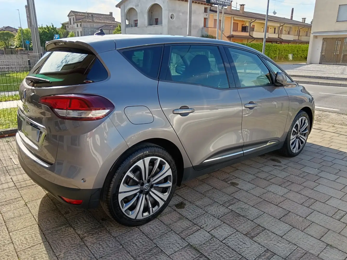 Renault Scenic 1.3 tce Business 140cv edc fap Gris - 2