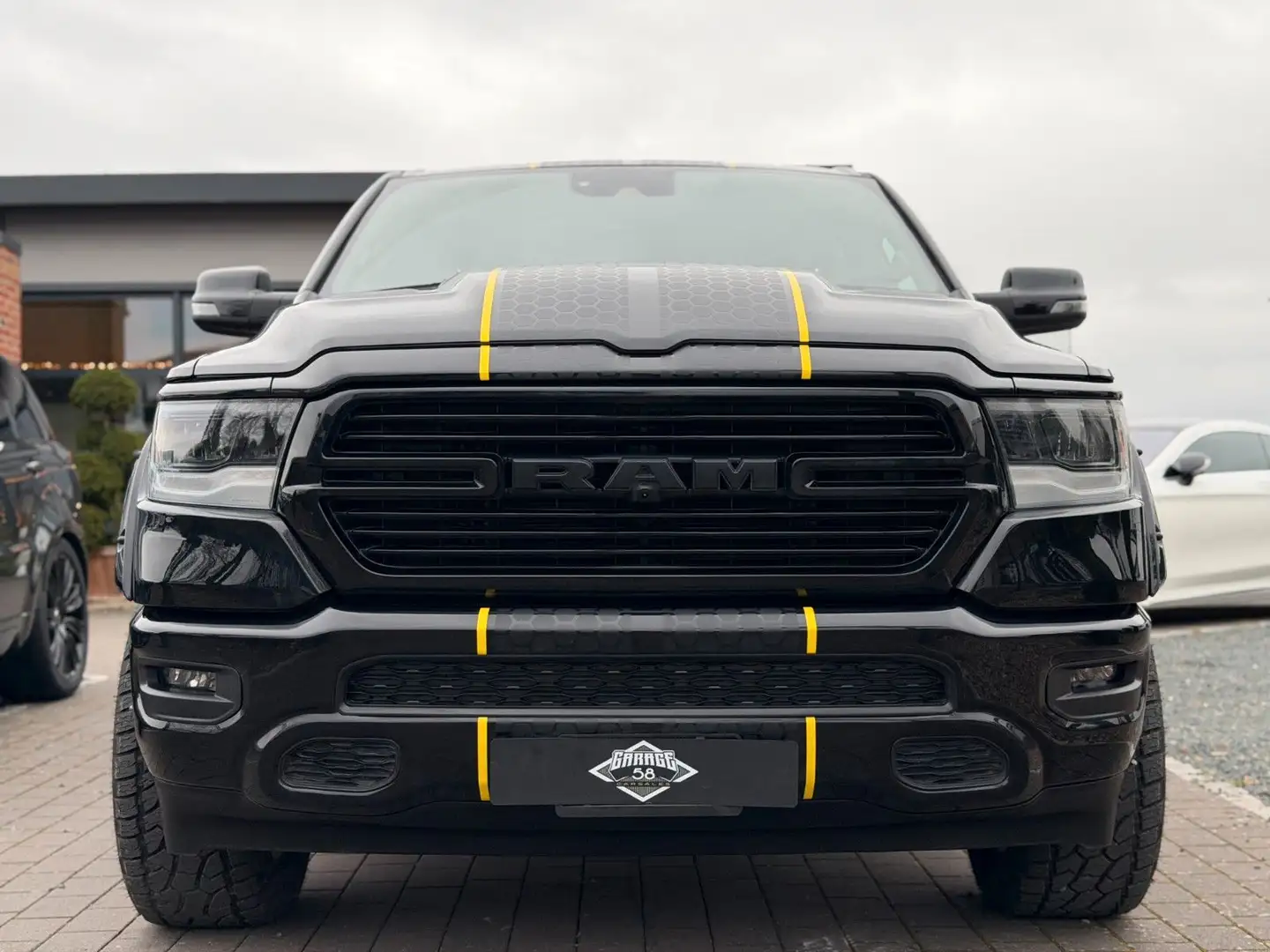 Dodge RAM 1500 5.7 V8 Sport Offroad/Virtual/MY24/19% Noir - 2