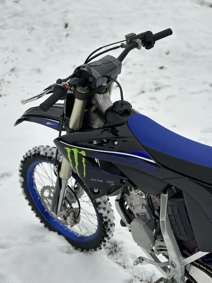 Yamaha YZ 125 - 1