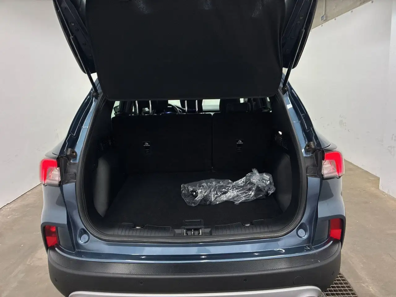 Ford Kuga Titanium RFKA Totwinkel Asist SPHA Navigation, миниатюра 16