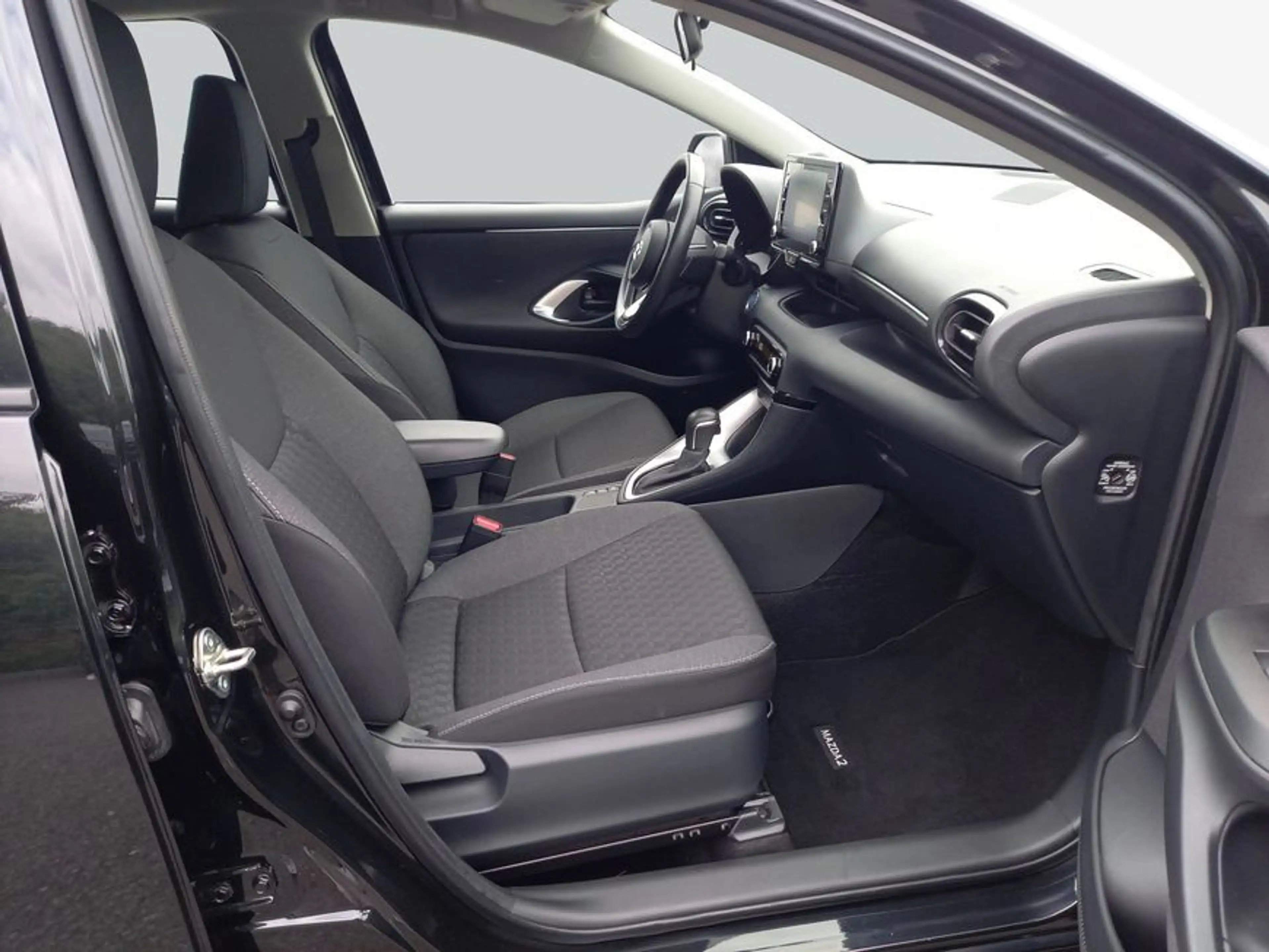 Mazda 2 1.5 VVT-i 116 CVT AGILE — photo 12