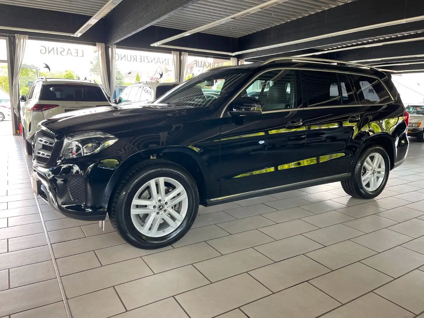 Mercedes-Benz GLS 400 4Matic PANO 360°CAM KEYLESS ILS AIRMATIC Fekete - 2