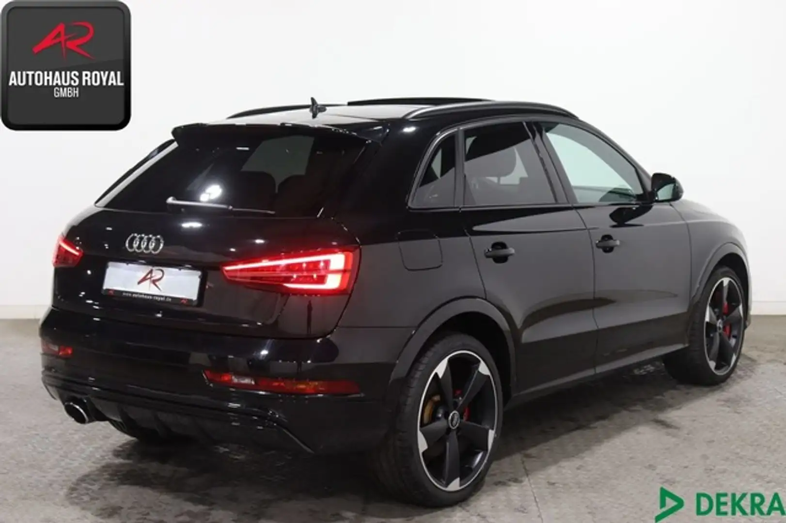 Audi RS Q3 RS2.5 TFSI qu CARBON,AHK,OPTIK,SH,BOSE,20ZOLL Schwarz - 2