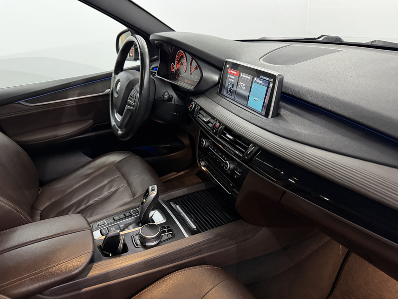 BMW X5 xDrive40e iPerformance High Executive Plug-in Lede — photo 10