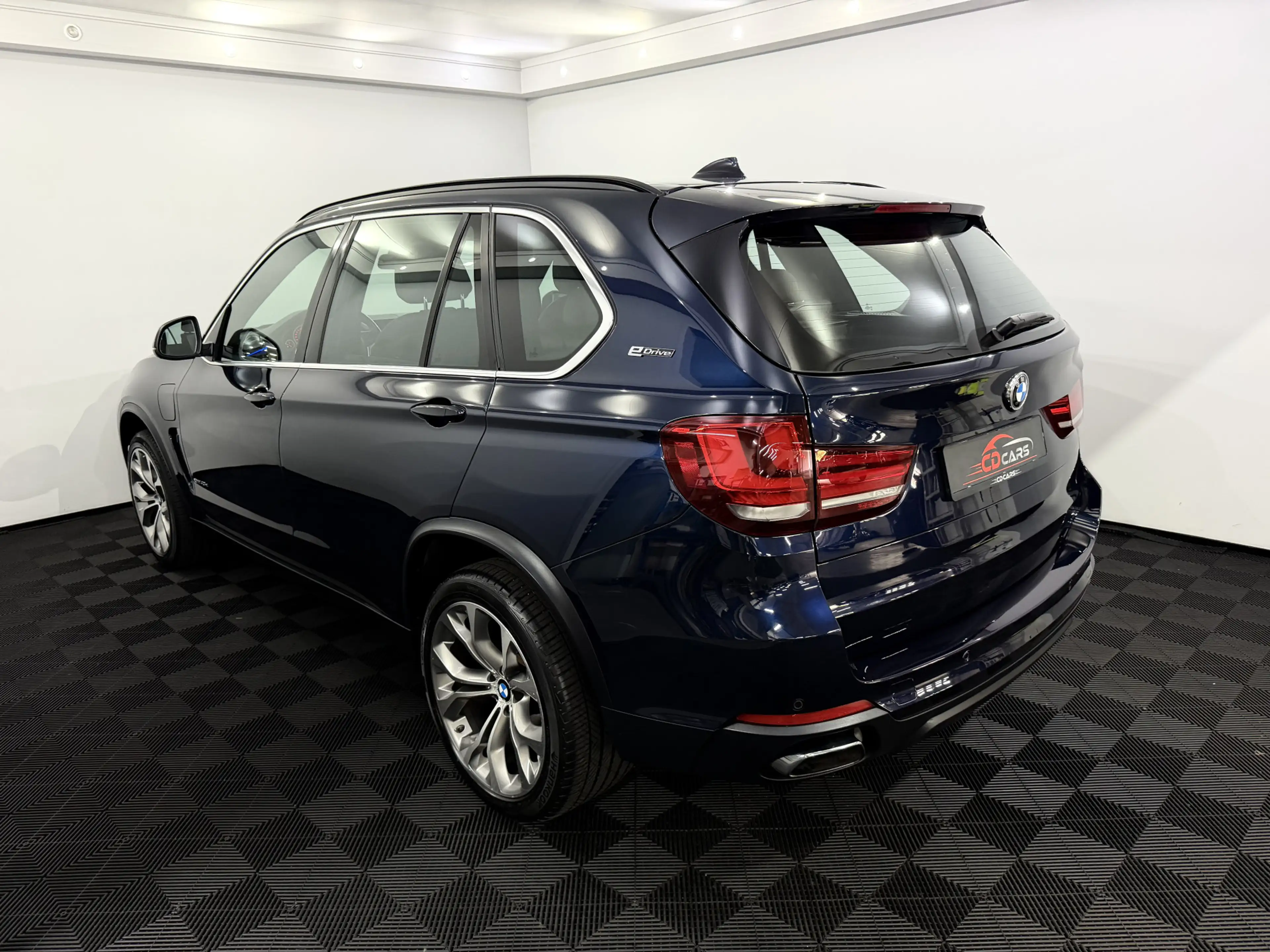 BMW X5 xDrive40e iPerformance High Executive Plug-in Lede — photo 4