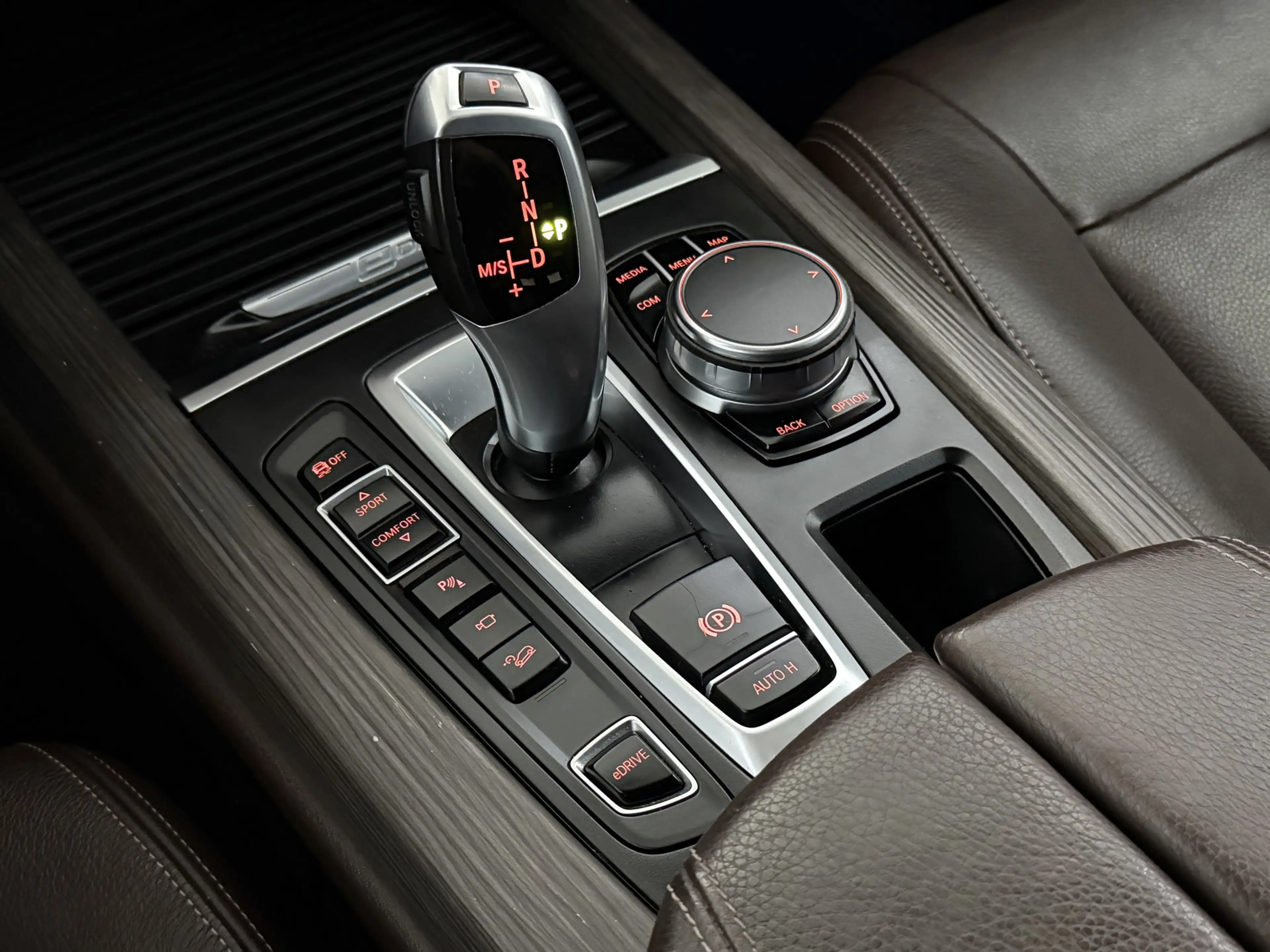 BMW X5 xDrive40e iPerformance High Executive Plug-in Lede — photo 15