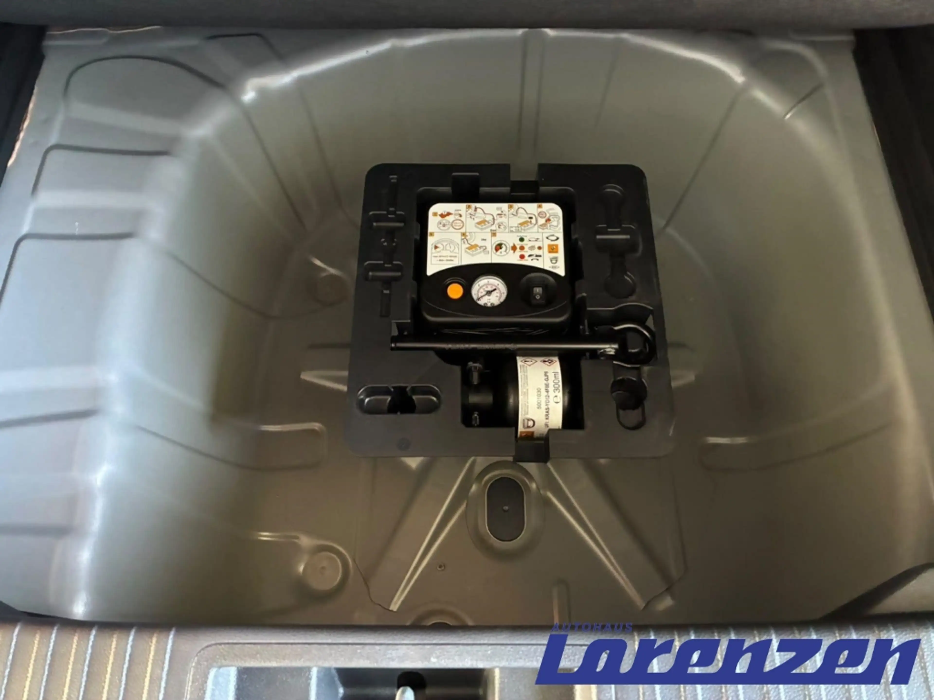 Renault Captur II Techno TCe 90 1.0 Turbo 6-MT Tempomat K — photo 10