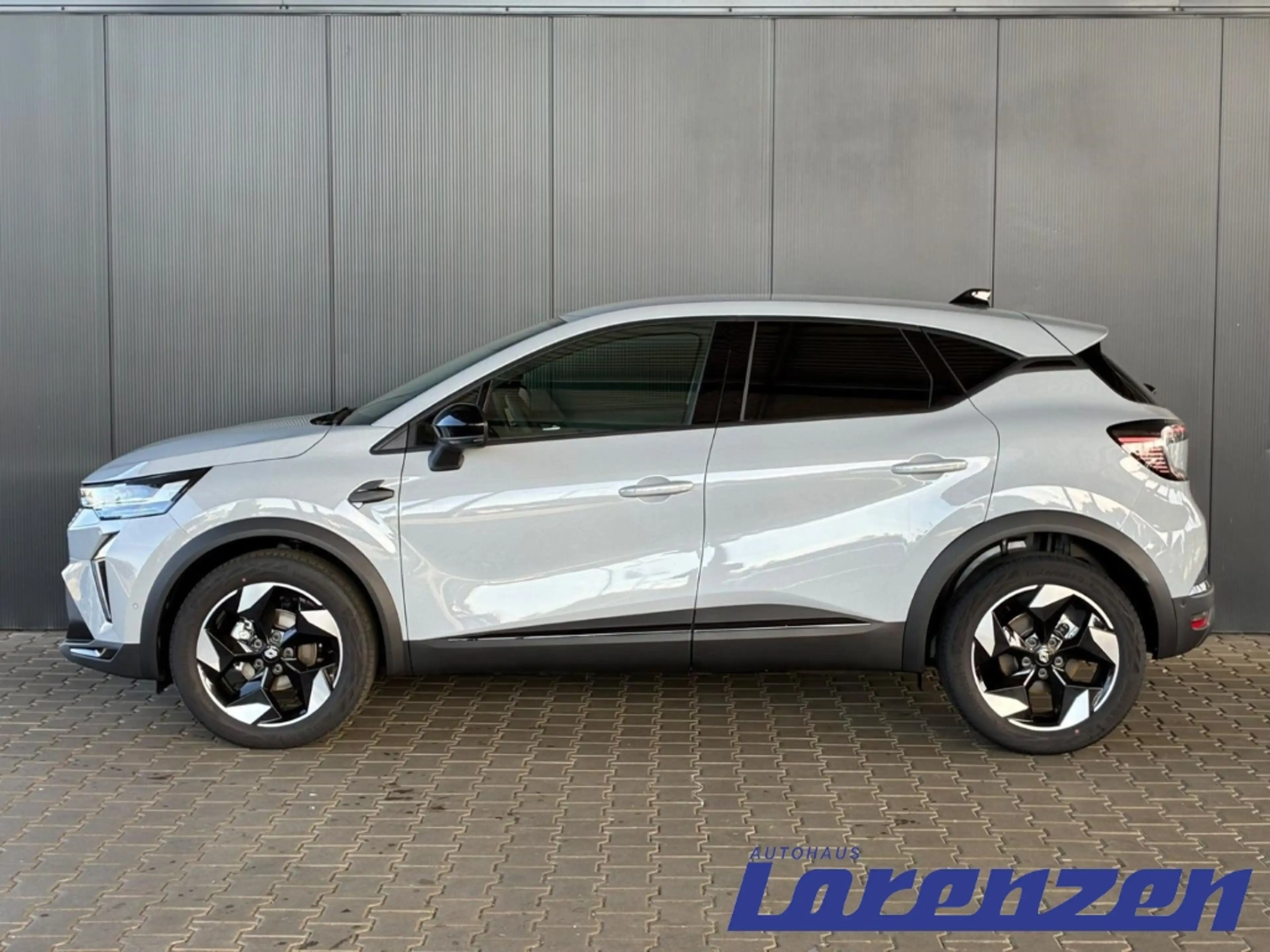 Renault Captur II Techno TCe 90 1.0 Turbo 6-MT Tempomat K — photo 2
