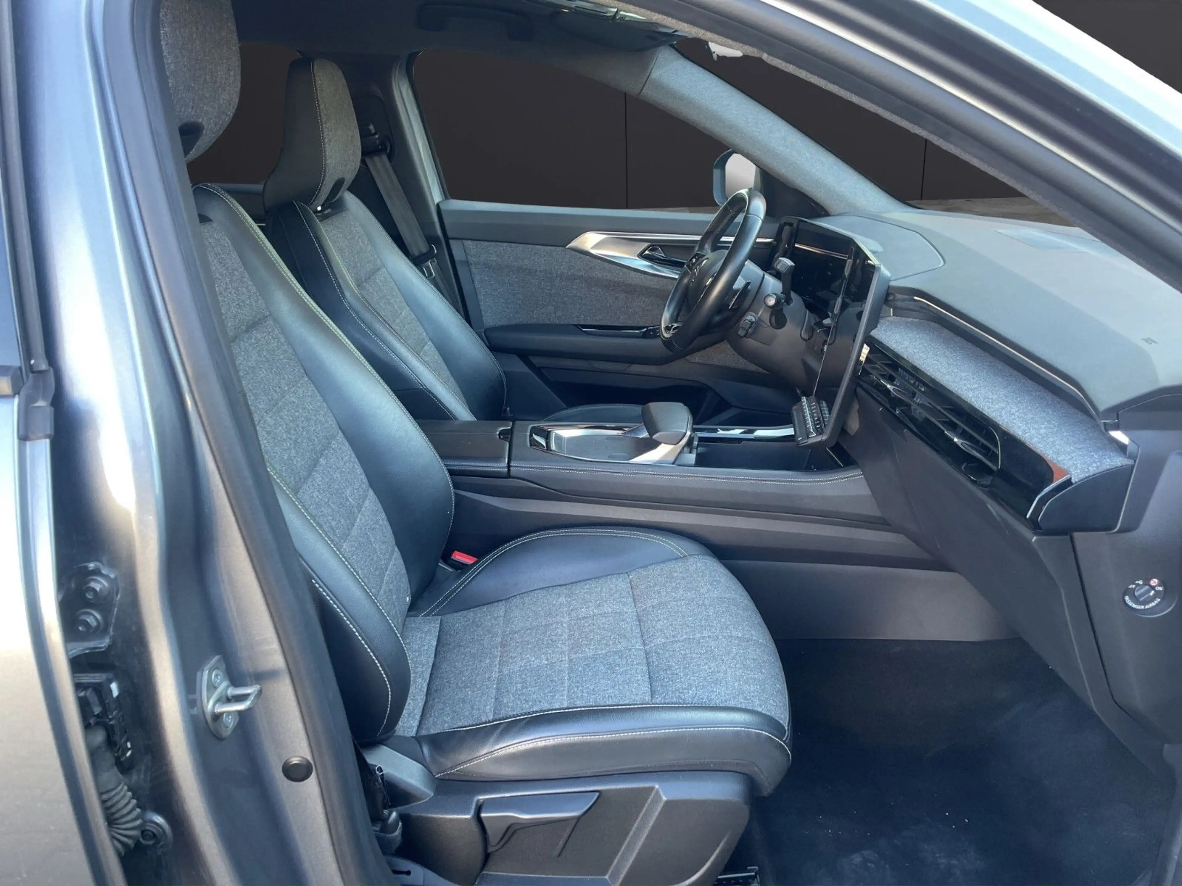 Renault Espace VI Techno E-Tech Hybrid*7Sitzer*Navi* — photo 14