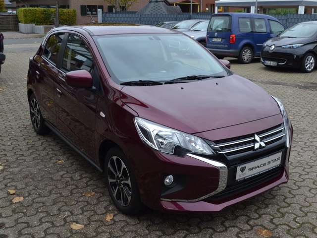 Mitsubishi Space Star Intro Edition+