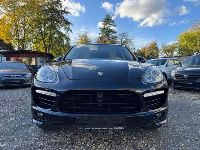 Porsche Cayenne Diesel  GTS Paket 21 Zoll Navi 2. Hand Kette Neu