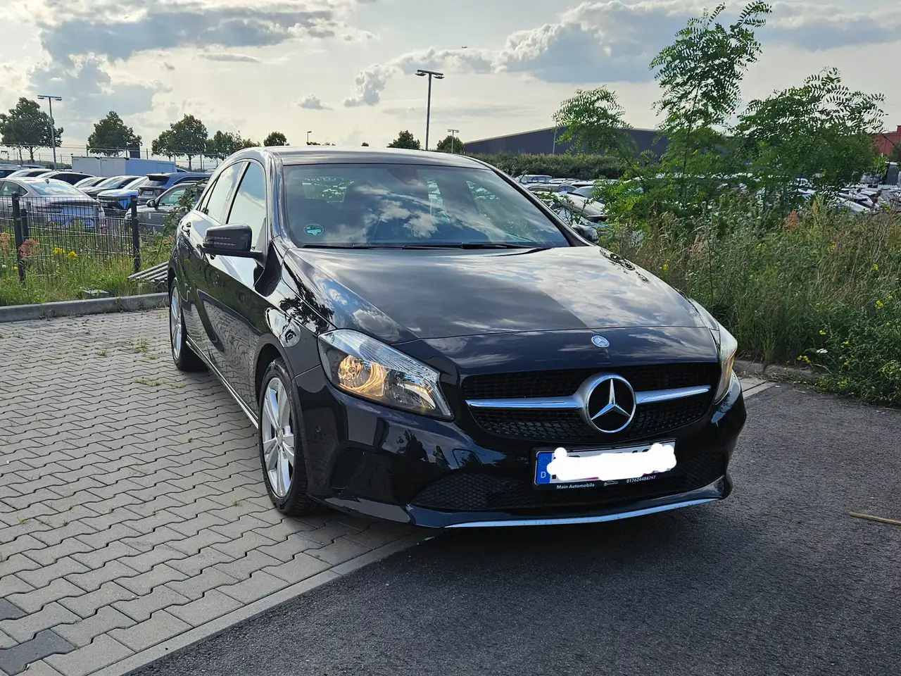 Mercedes-Benz A 180
