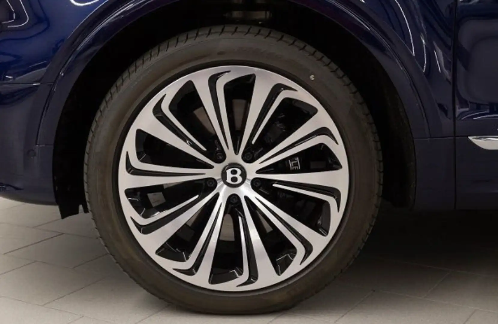 Bentley Bentayga Todoterreno Automático de 5 Puertas Azul - 2