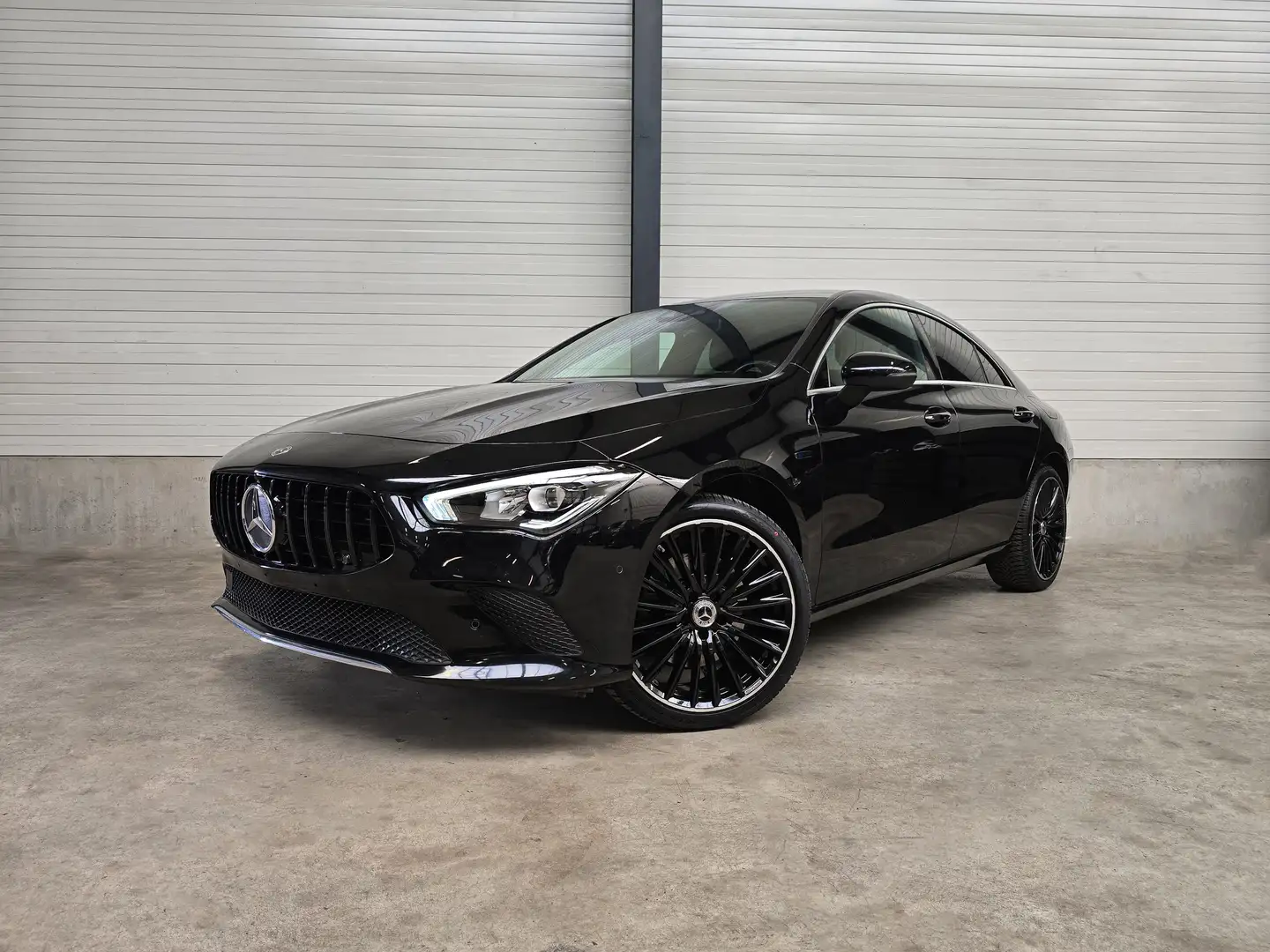 Mercedes-Benz CLA 250 ✖️ 19' AMG| FULL OPTION | FULL BLACK | TVA Zwart - 1